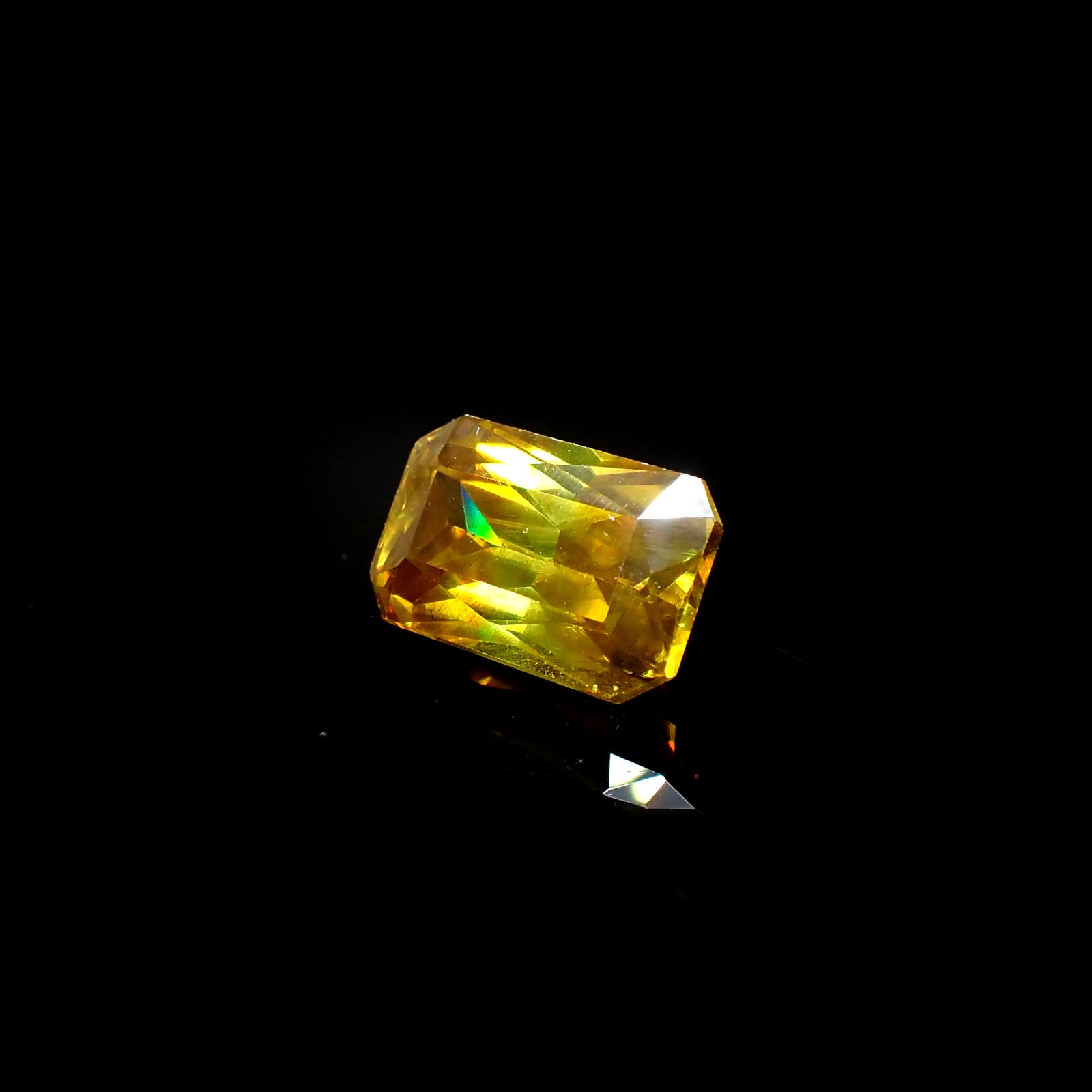スファレライト スペイン産 5.67ct[240326379]11.5x7.4mm前後