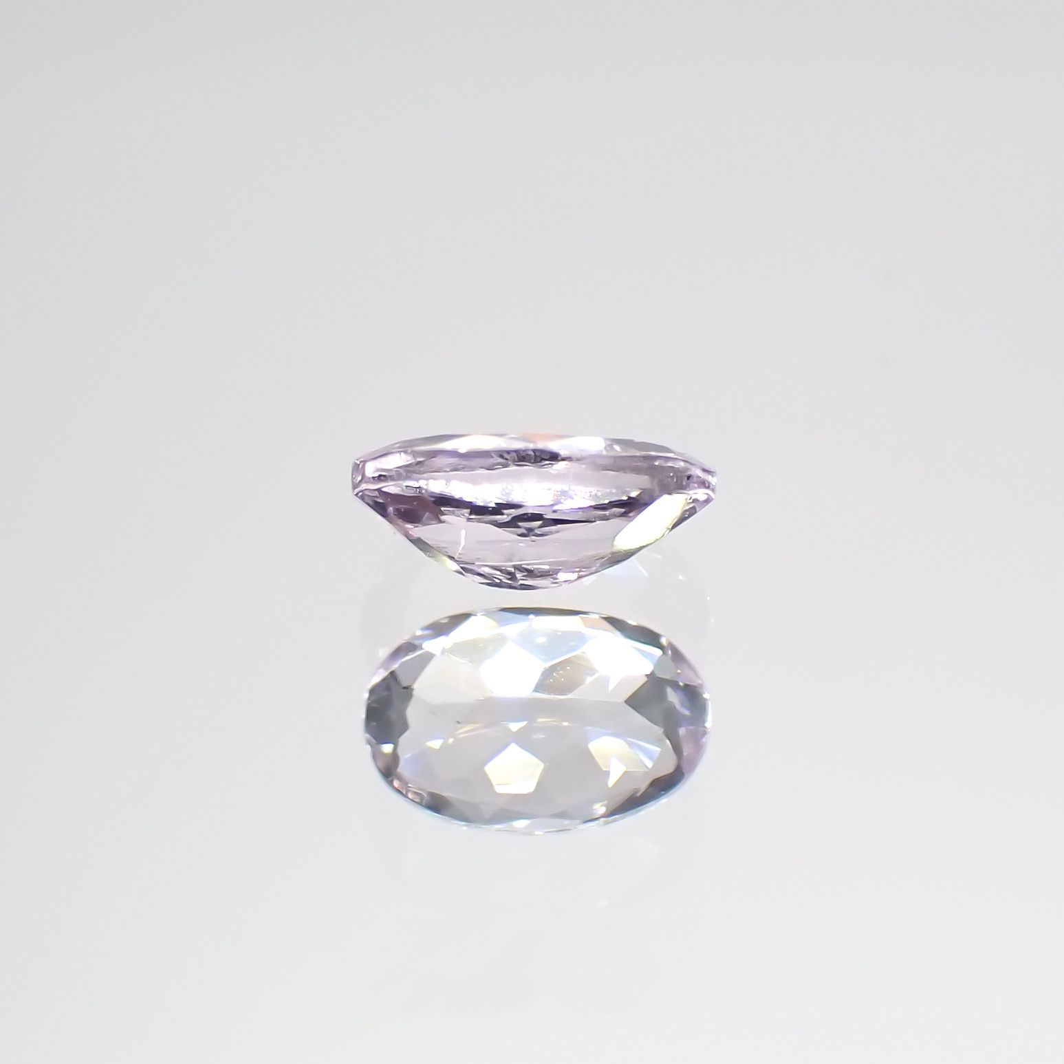 ピンクゾイサイト(宝石名ピンク・ゾイサイト)タンザニア産 0.23ct 識別済[220115051]4.8x3.1mm前後