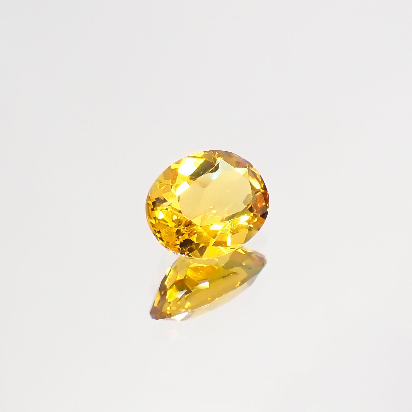 ゴールデンベリル(宝石名ゴールデン・ベリル)ブラジル産 1.03ct 識別済[220115422]8x6.1mm前後