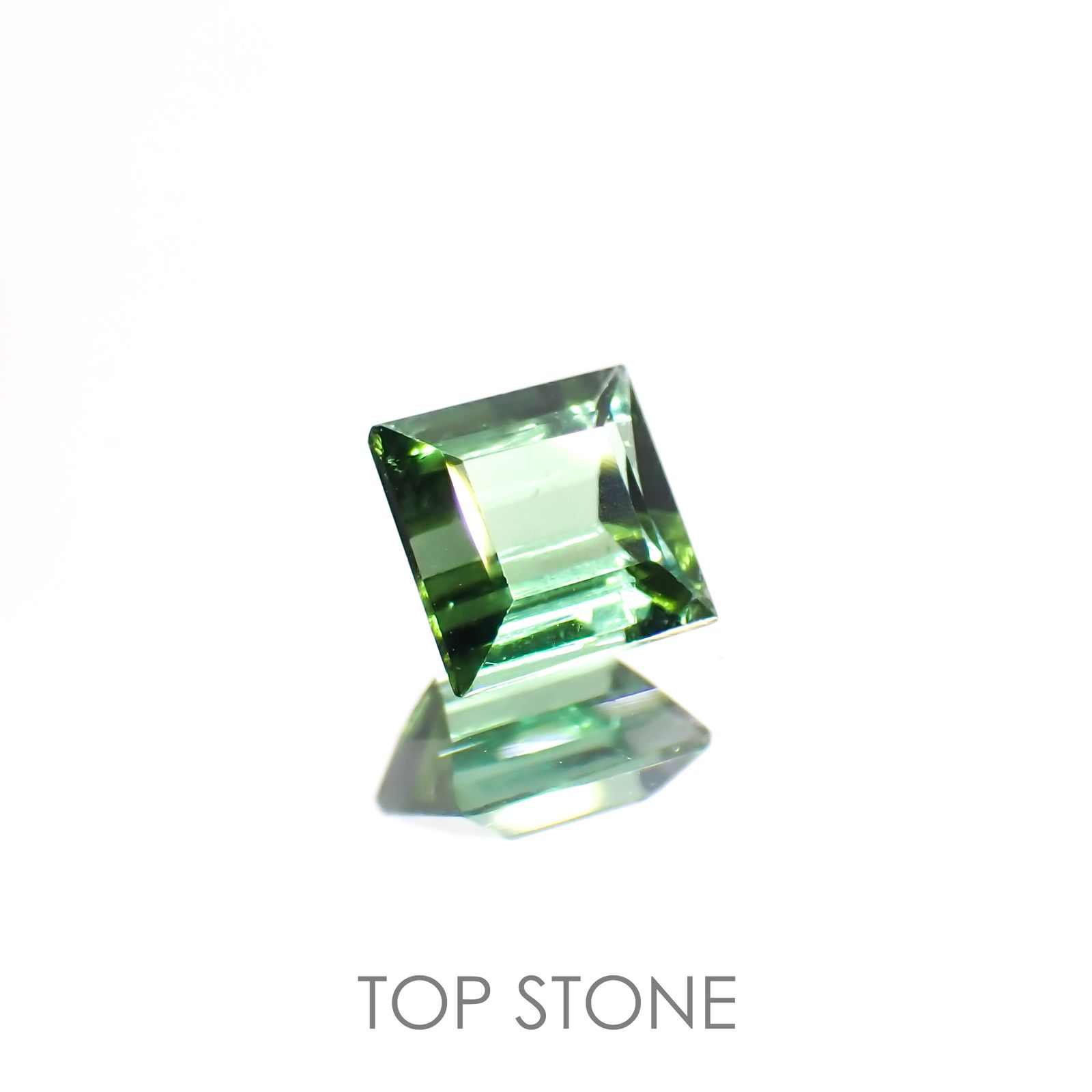 グリーントルマリン アフガニスタン産 0.63ct [220114110]4.9x4.9mm前後