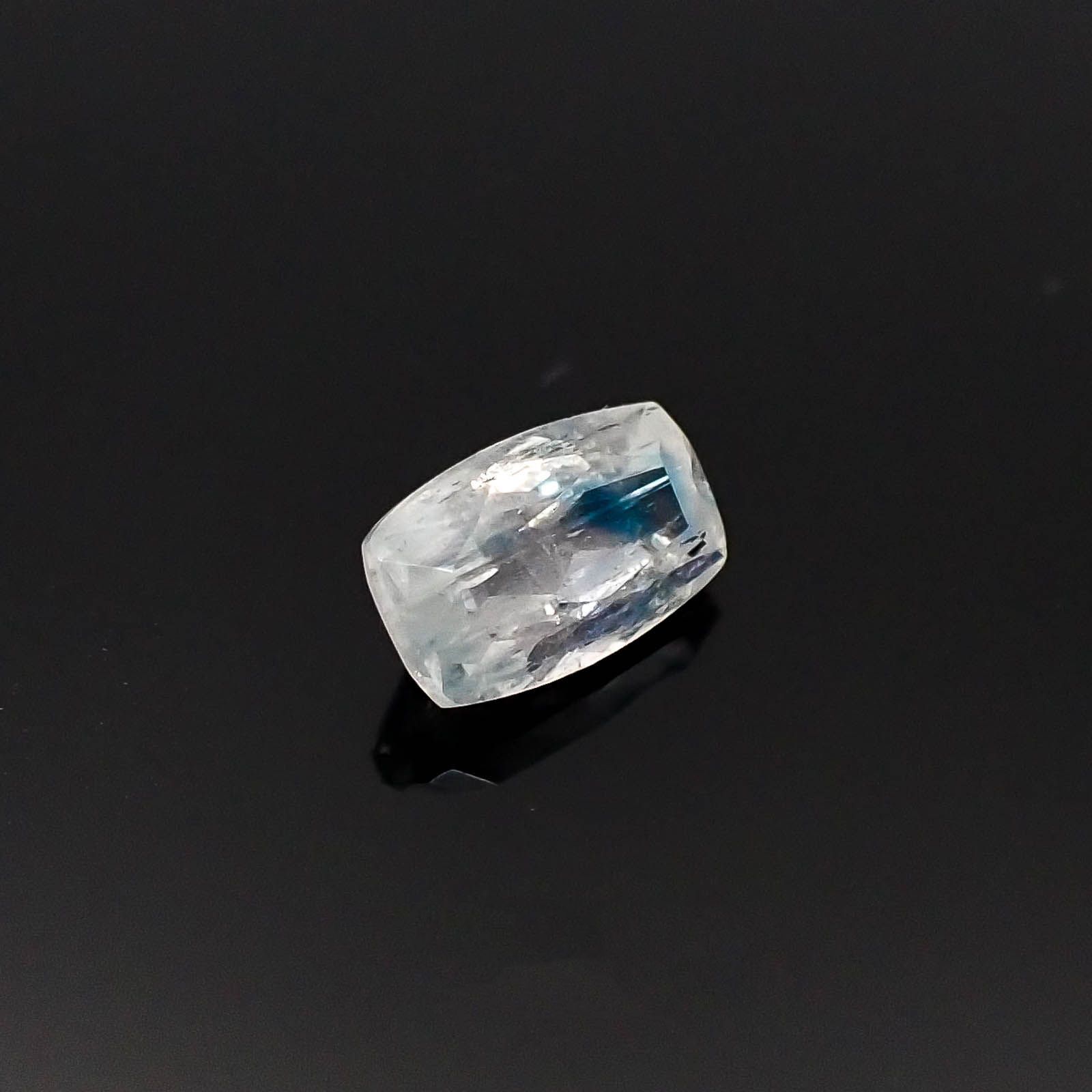 ユークレース ブラジル産 ルース 0.309ct ソーティング付き[20094507]5.3×3.2mm前後
