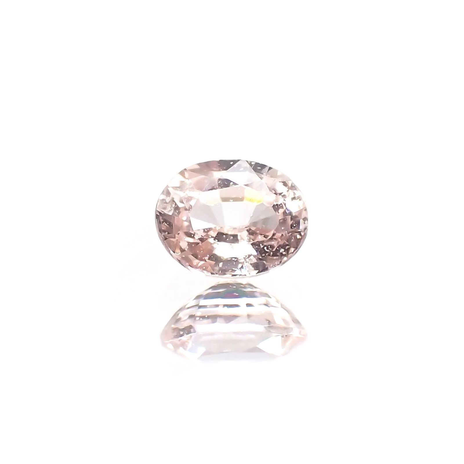 ピンクサファイア(宝石名ピンク・サファイア) マダガスカル/スリランカ産 識別済 0.57ct / 5.3x4.2mm前後 [210712556]