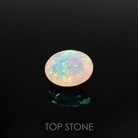 エチオピアオパール(宝石名オパール)エチオピア産 0.89ct 識別済[220114787]8x6mm前後