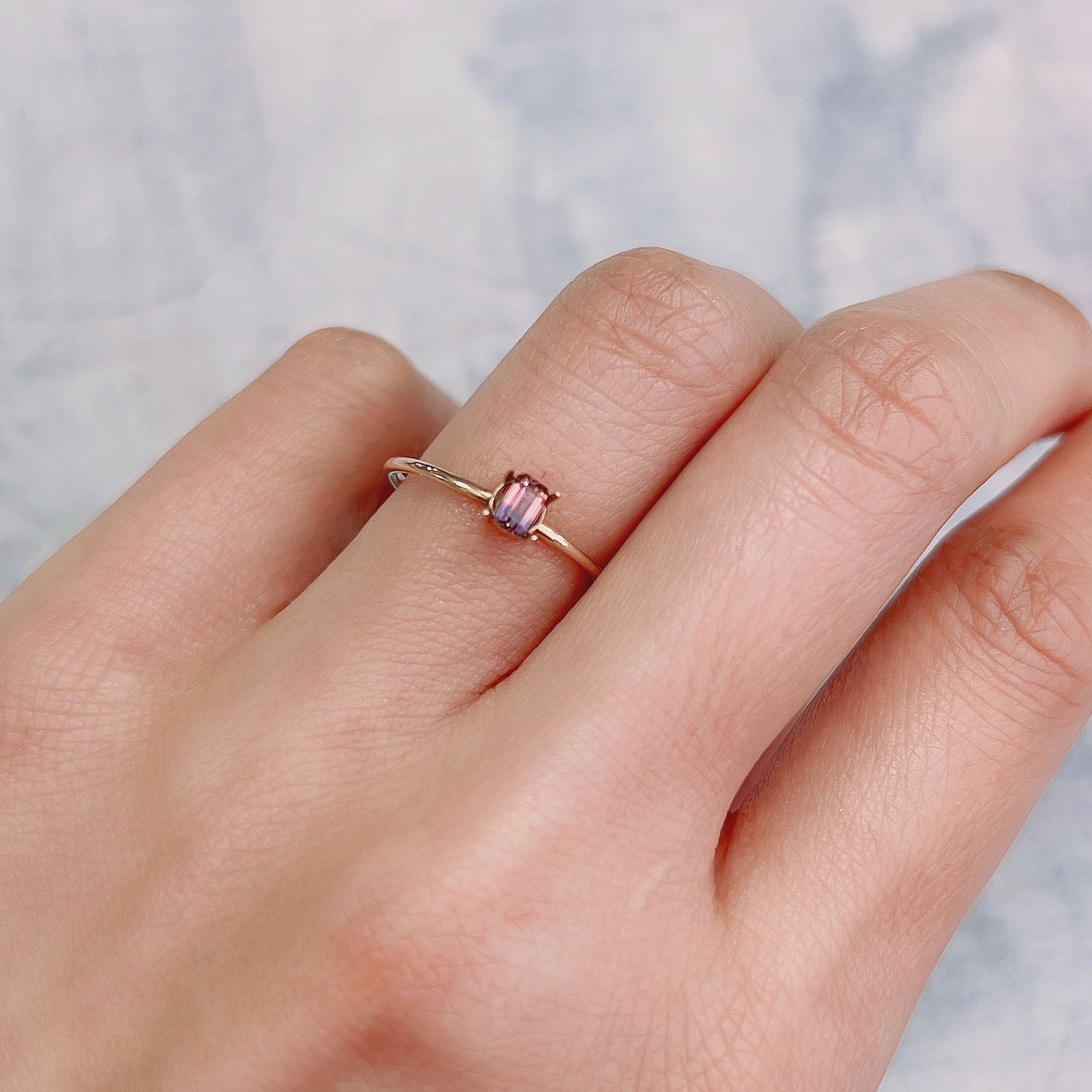 バイカラーサファイア(宝石名バイカラー・サファイア) タンザニア産 0.23ct 識別済[21029740]3.8×2.7mm前後