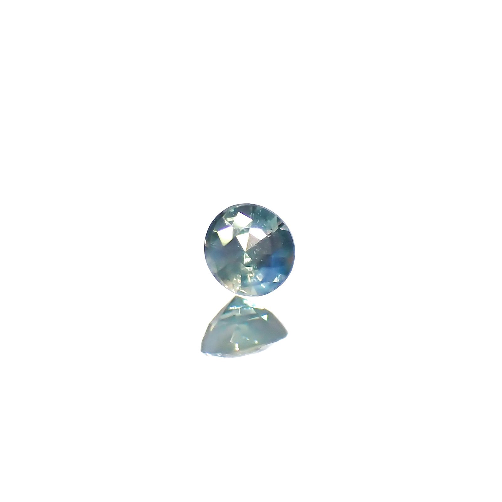 アレキサンドライトキャッツアイ ブラジル産/EmeraldMains社製 0.045ct[240527602]2.1x2.1mm前後