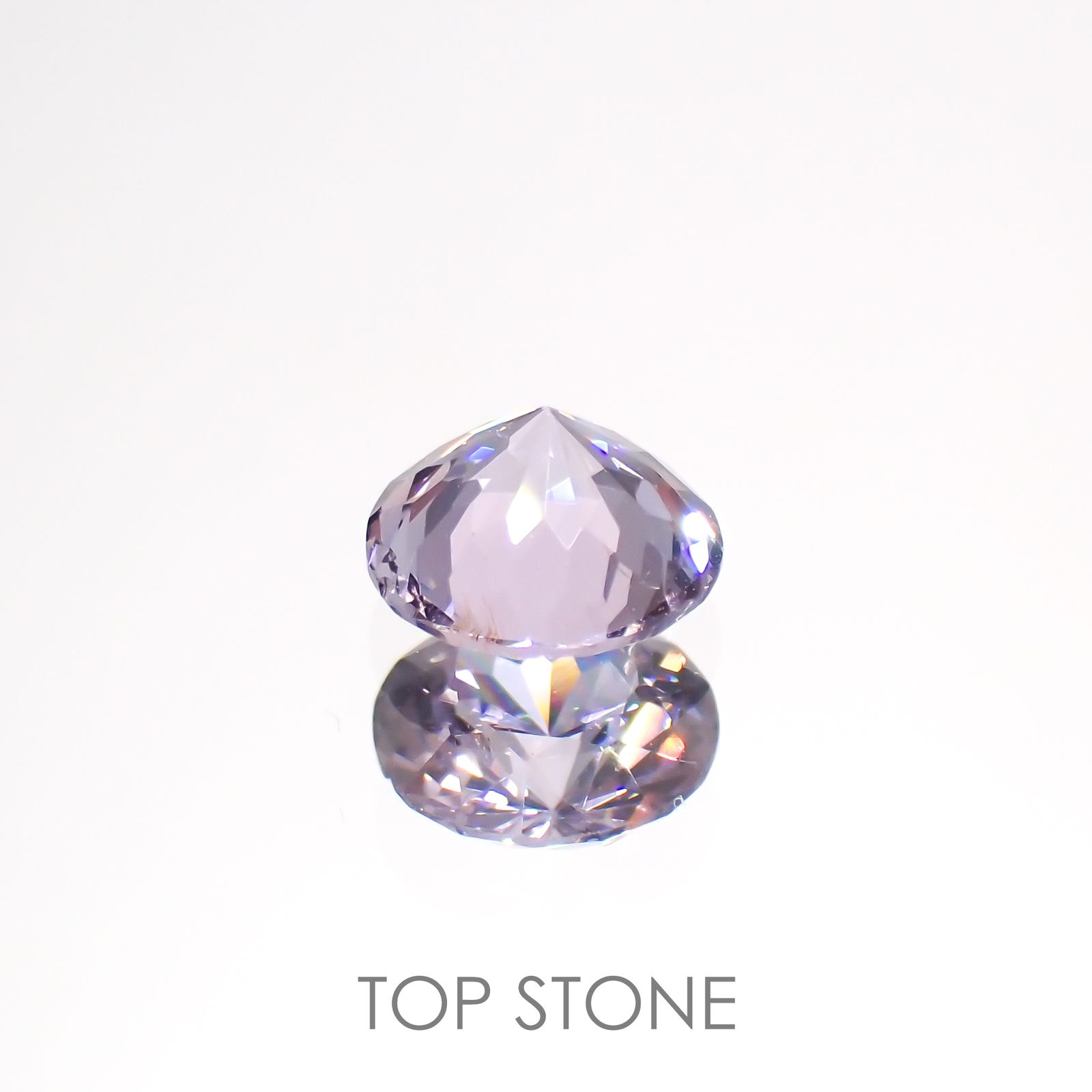 ラベンダーピンクスピネル(宝石名スピネル)ビルマ/マダガスカル産 0.63ct 識別済[220114553]5.2x5.2mm前後
