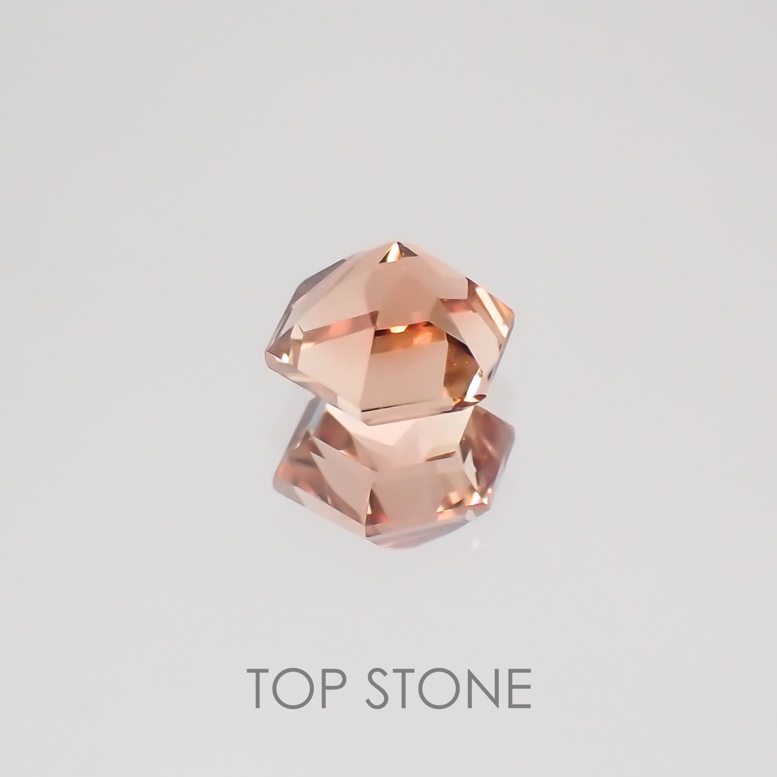 ◇ヘキサゴンカット◇オレゴンサンストーンSA アメリカ産 ルース 0.31ct[21019538]4.2×4.2mm前後