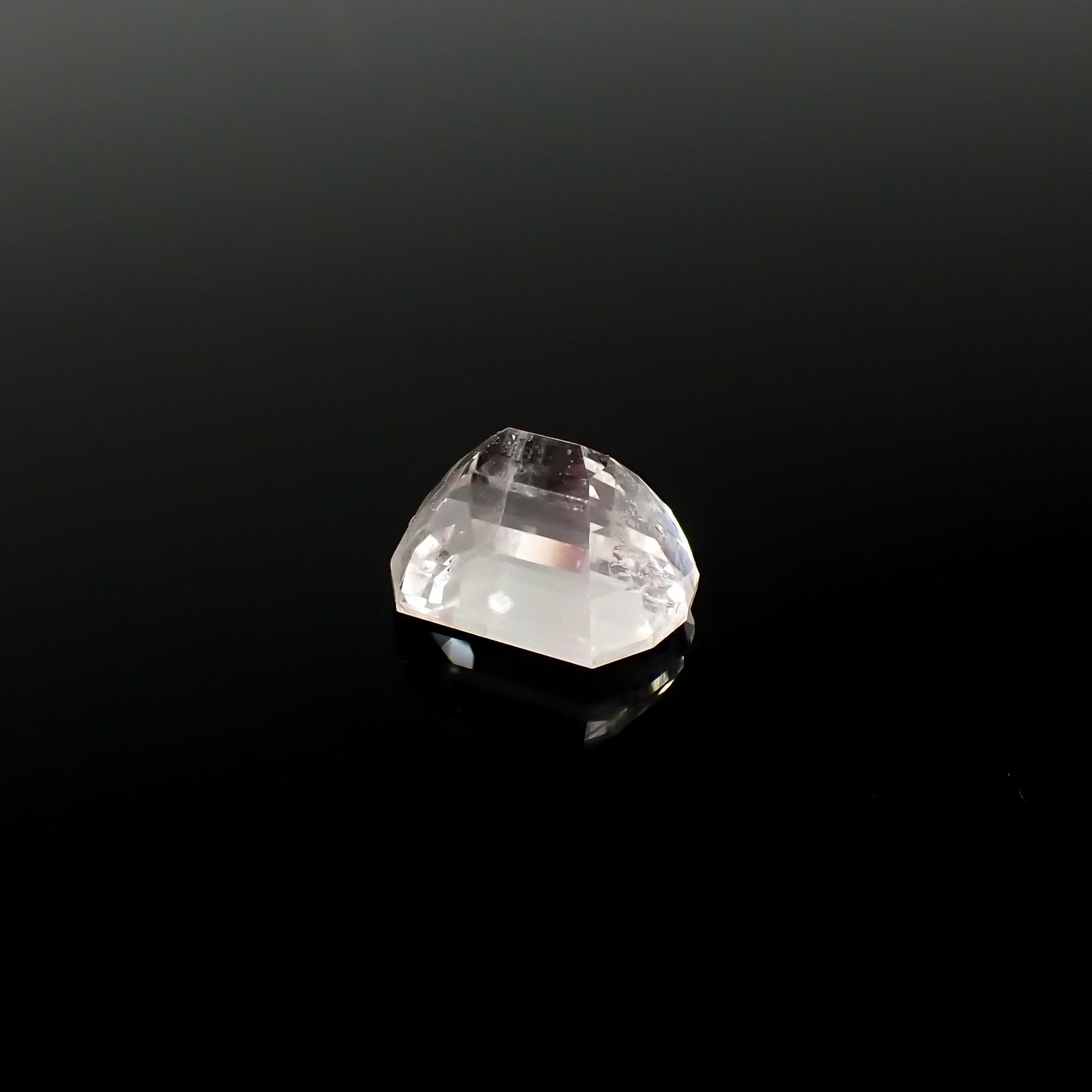 ◇カスタムカット◇ピンクエンジェルラダー マダガスカル産 4.26ct[240125428]11.3x8.5mm前後