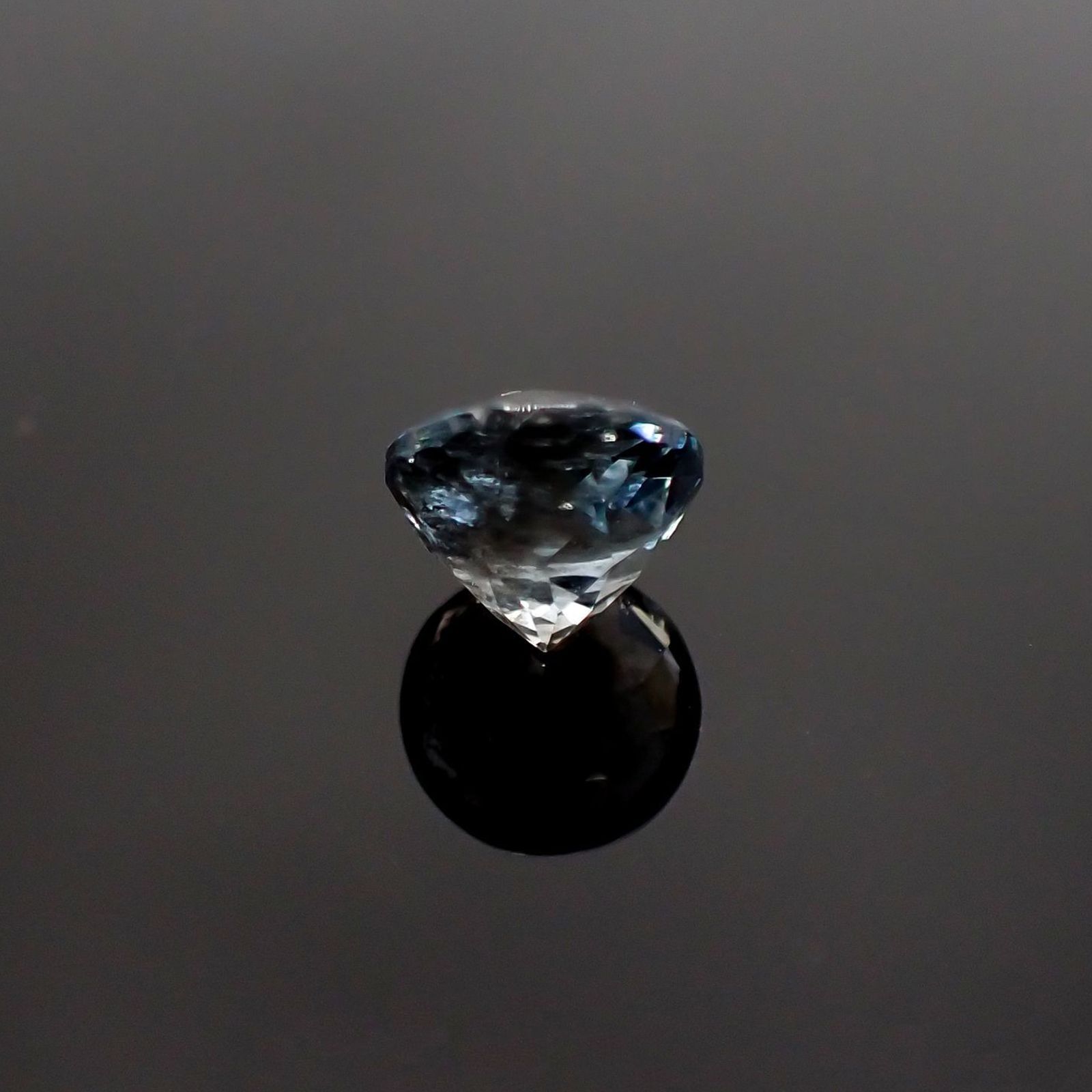 アベンチュリンアクアマリン(宝石名アクアマリン) ナイジェリア産 1.39ct 識別済[250712983]7×7mm前後