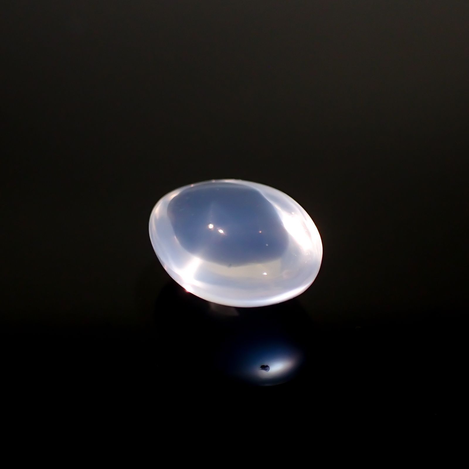 ムーンストーン(宝石名ムーンストーン)インド/スリランカ産 識別済 1.07ct / 7.8x6mm前後 [211113663]