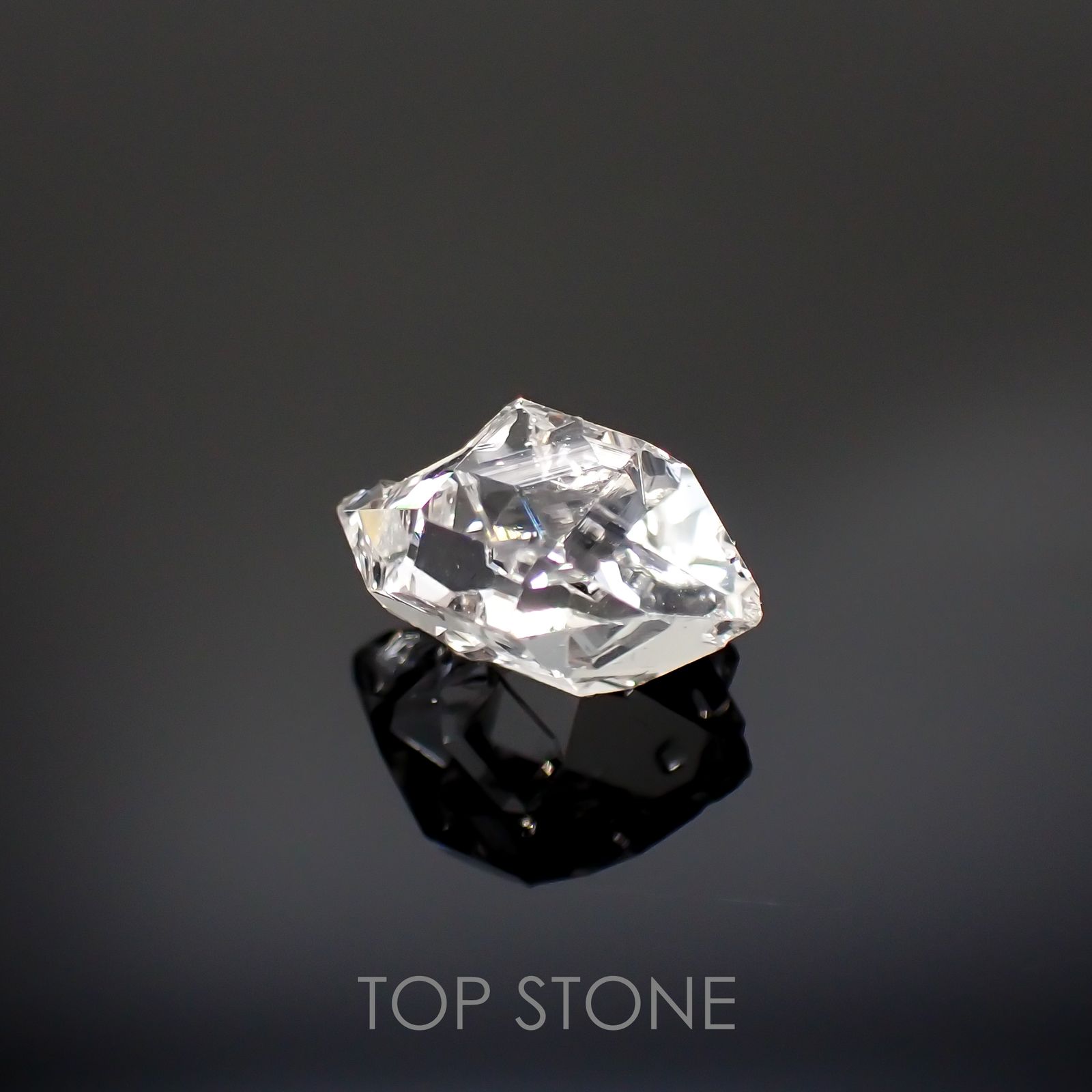 ハーキマーダイヤモンド 原石 アメリカ・ニューヨーク州産 3.49ct[220115428]12.2x8.4mm前後