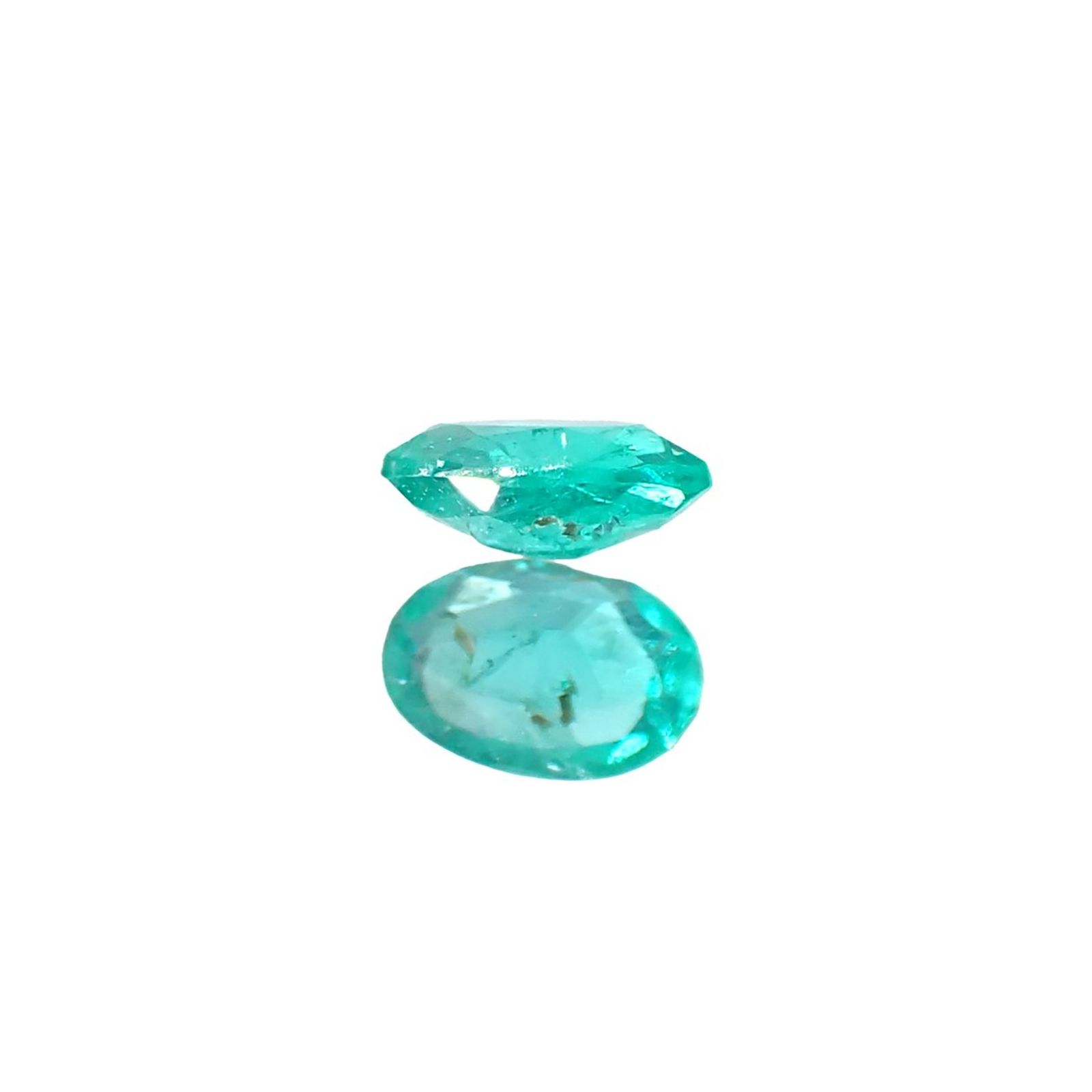 パライバトルマリン ブラジル・パライバ州バターリャ鉱山産 0.11ct / 3.8x2.7mm前後 [250931082]