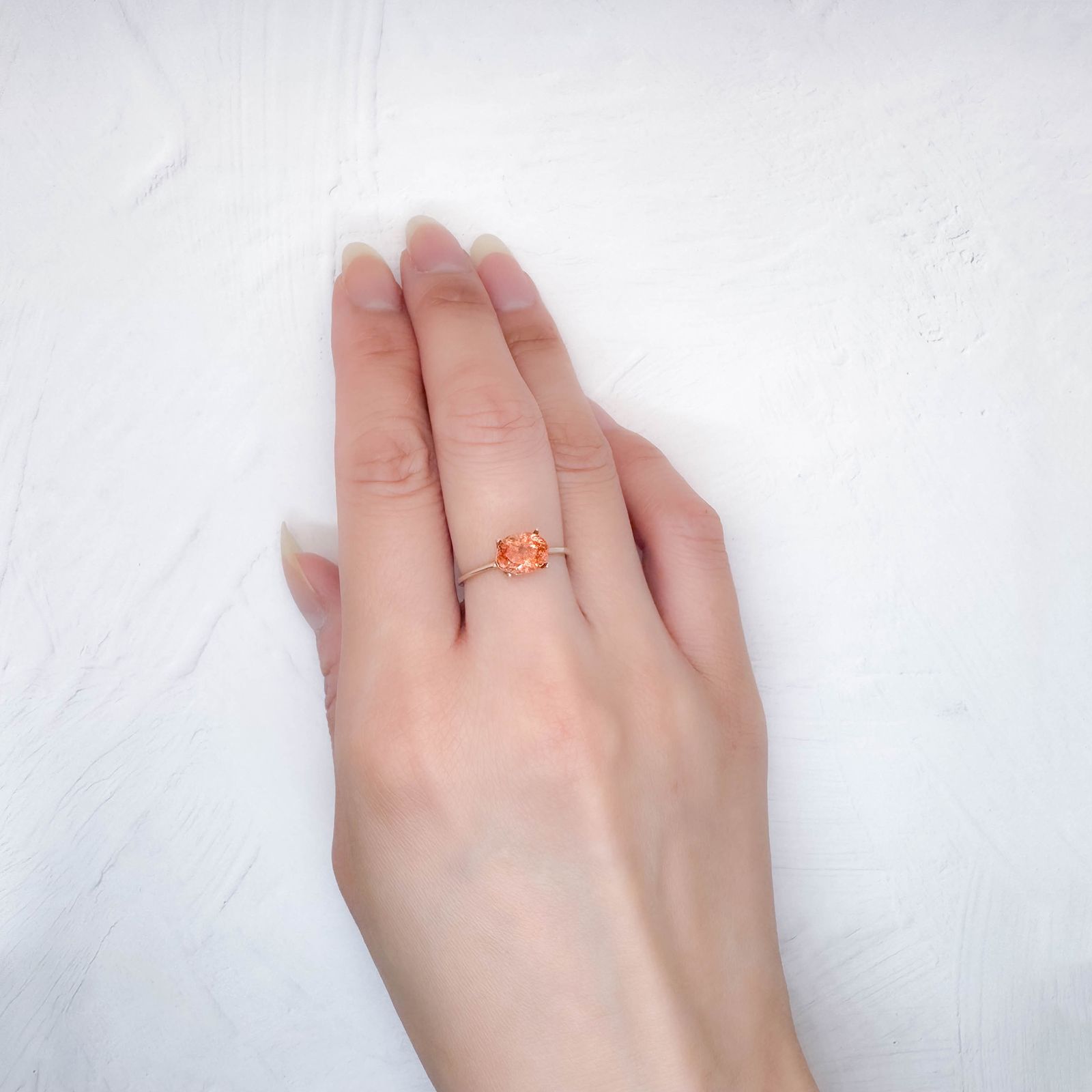 イリュージョンサンストーン(宝石名フェルドスパー) タンザニア産 1.03ct 識別済[250812299]7.7×5.9mm前後