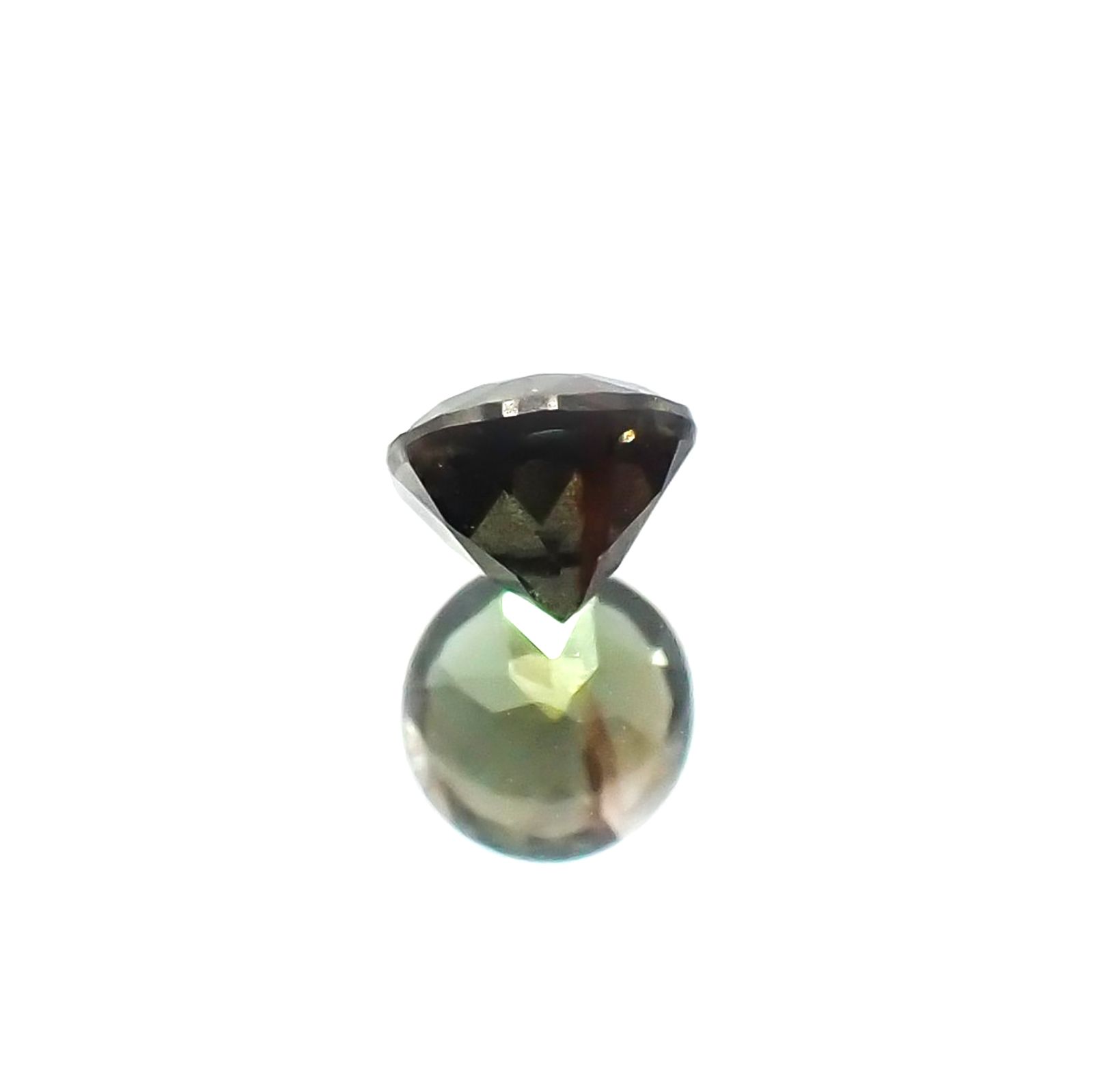 ゴールドシーンサファイア(宝石名シーン・サファイア)ケニア産 識別済 0.36ct / 3.9x3.9mm前後 [231023799]