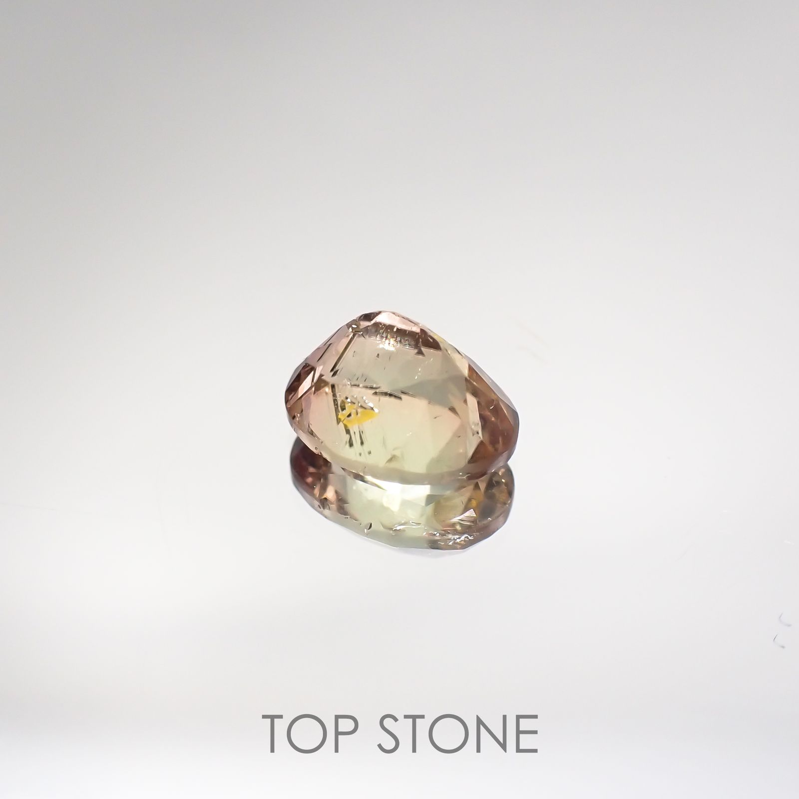 パーティカラートルマリン(宝石名パーティカラード・トルマリン) ブラジル産 1.443ct ソ付(彩珠)[210711884]7.9×6mm前後