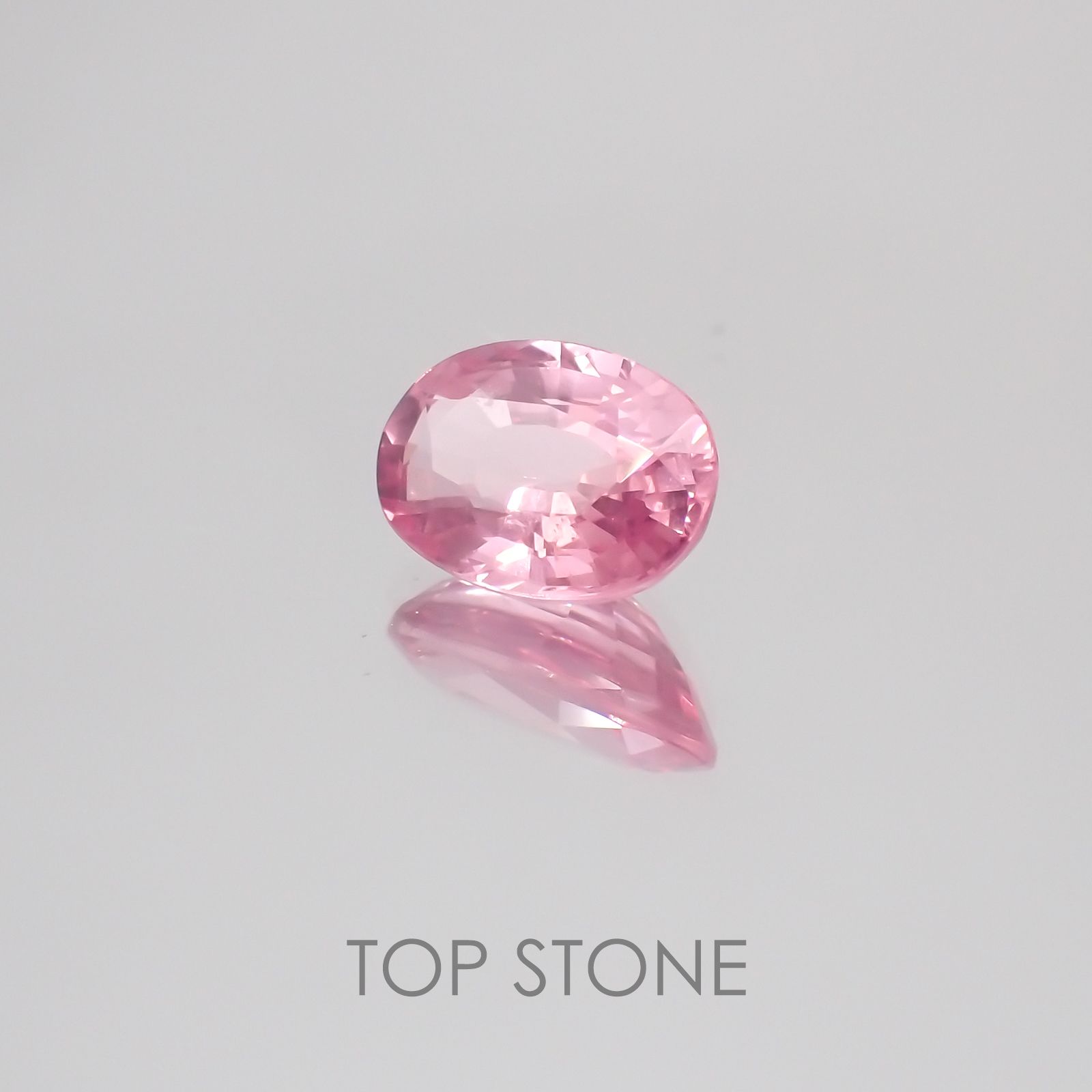 ピンクスピネル タンザニア産 ルース 1.32ct[20062982]7.9×5.4mm前後