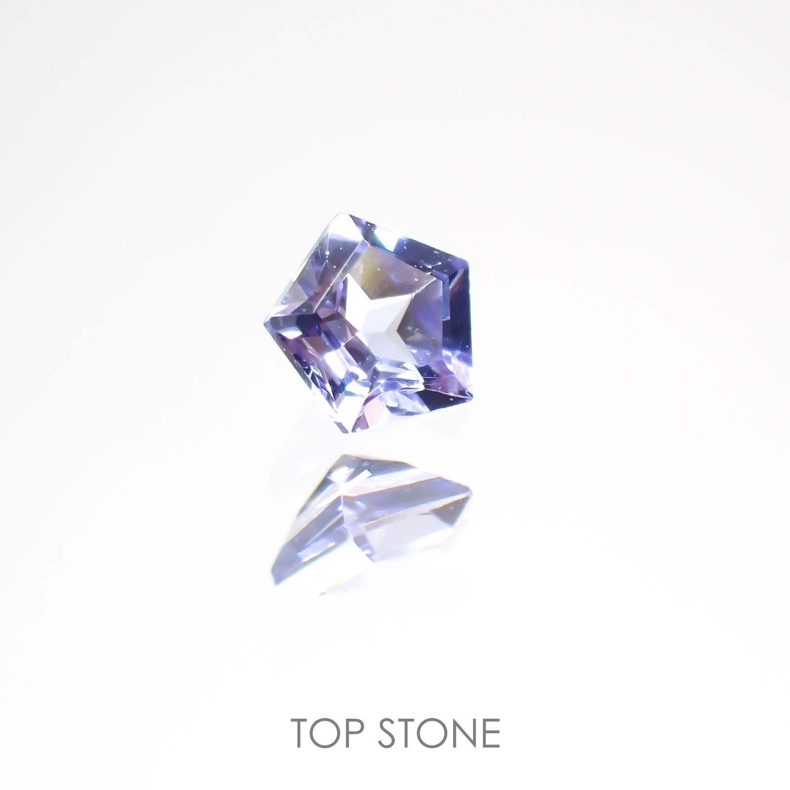 ◇ペンタゴンカット◇タンザナイト(宝石名タンザナイト)タンザニア産 0.11ct 識別済[220113849]3.1x3.2mm前後