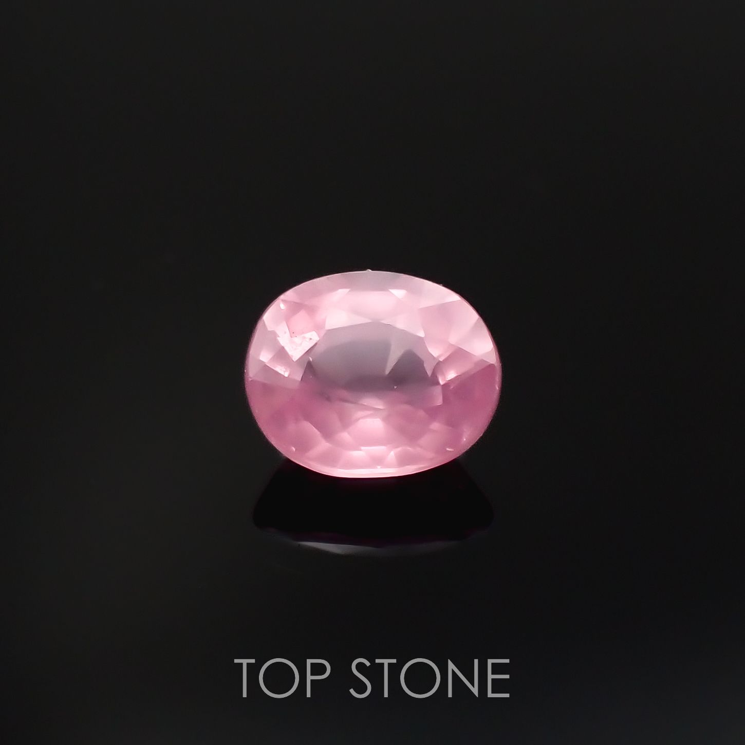 シルキーピンクスピネル(宝石名ピンク・スピネル)タンザニア産 0.78ct 識別済[230120250]5.9x4.9mm前後