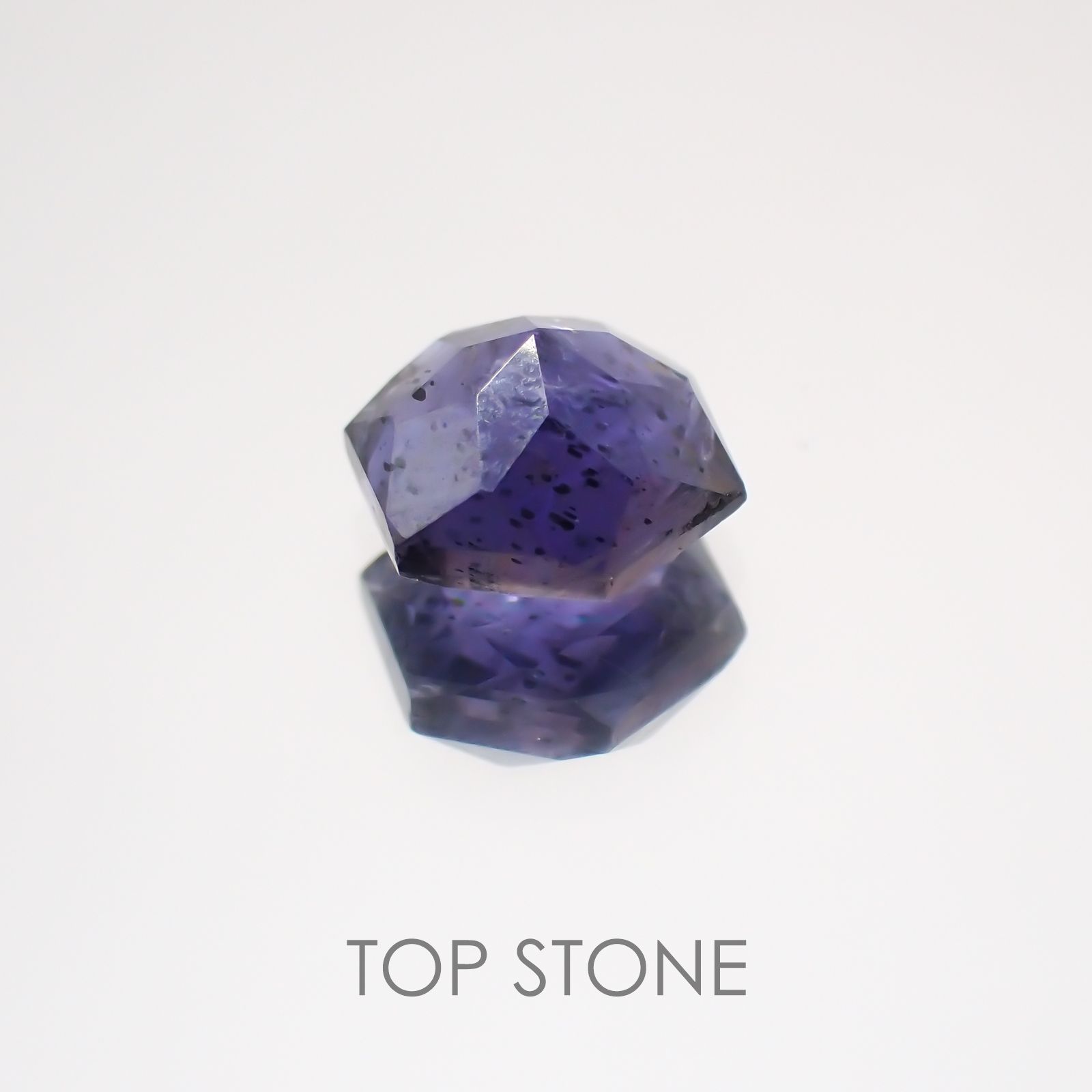 アイオライトサンストーン ブラジル産 ルース 0.5ct[21059242]5.5×5.5mm前後