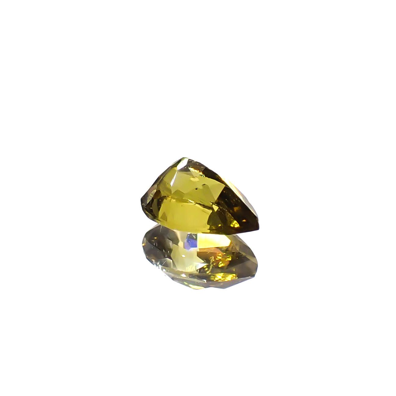 クリノゾイサイト(宝石名クリノゾイサイト)パキスタン産 0.36ct 識別済[250630595]5.4x3.7mm前後