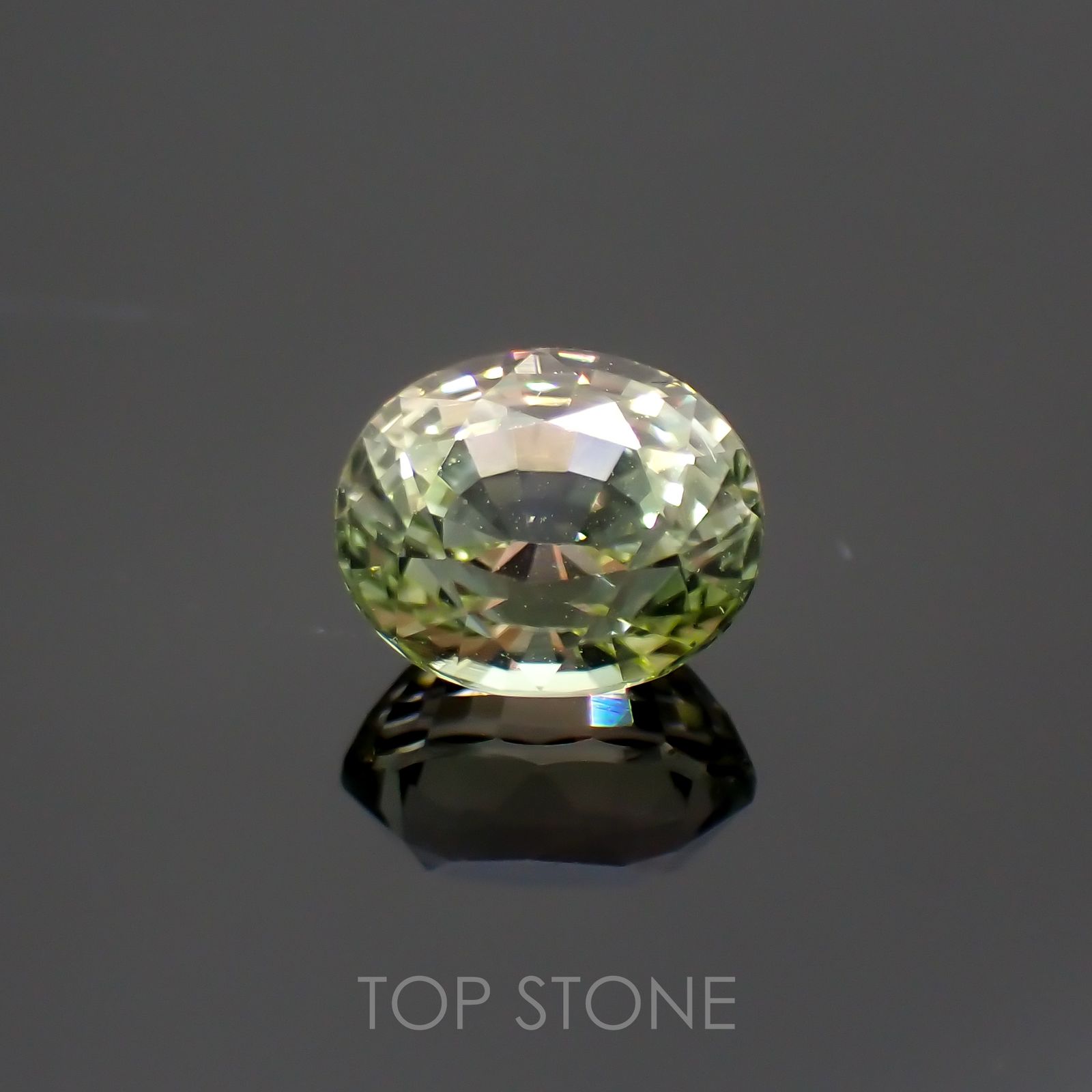 グリーンフロストルマリン(宝石名トルマリン) ルワンダ産 1.556ct ソ付(彩珠)[211013638]7.4×6.2mm前後