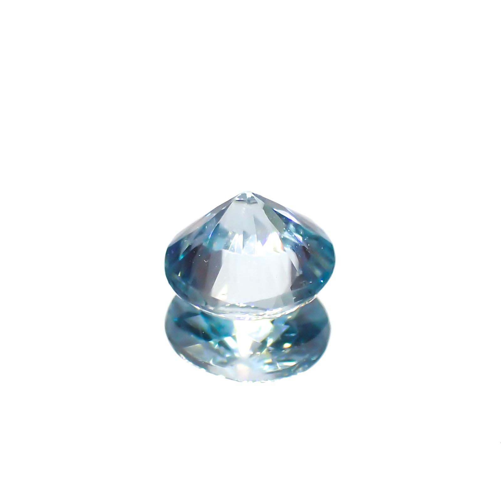 アイスブルージルコン カンボジア産 0.60ct[221018649]4.9x4.8mm前後