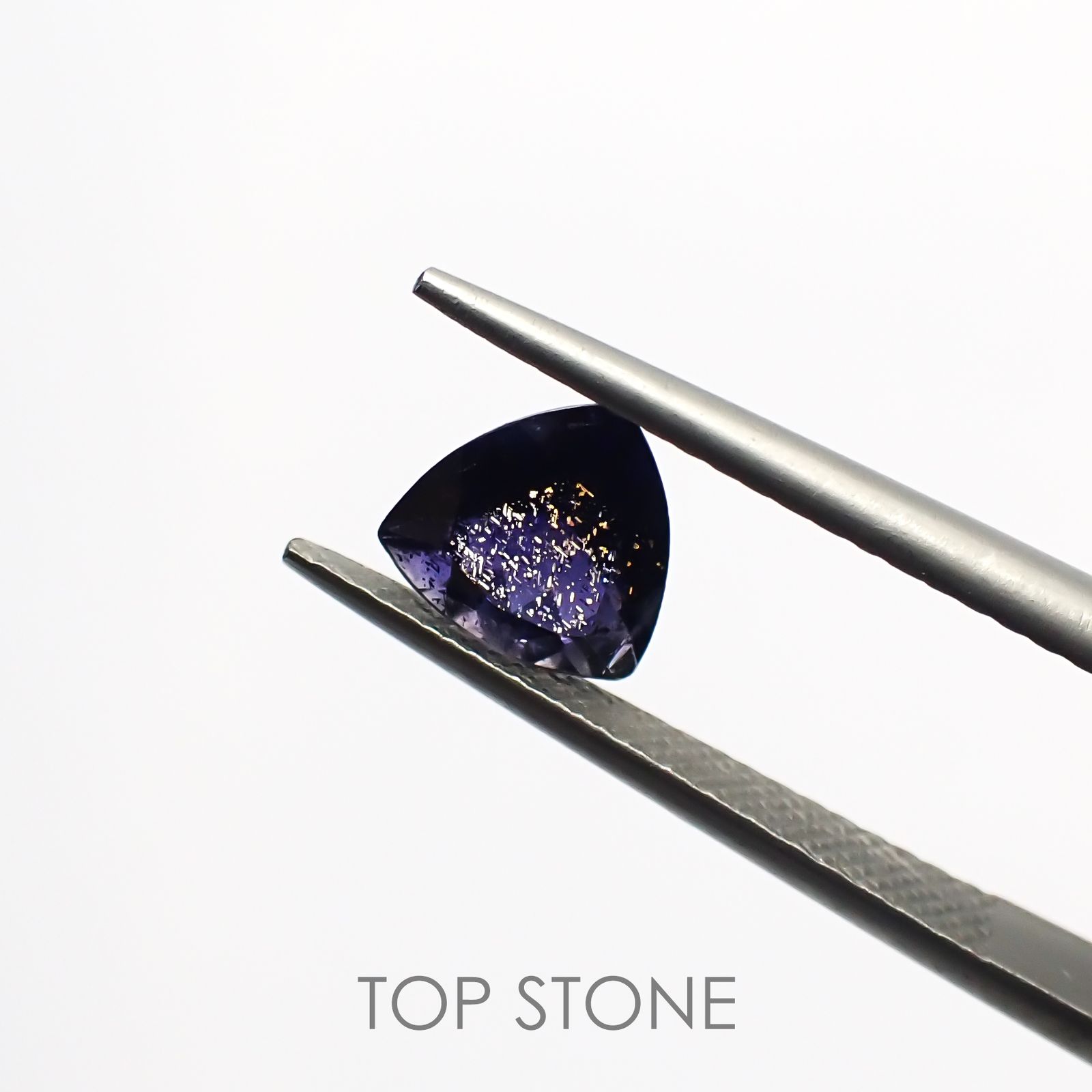 アイオライトサンストーン インド・ブラジル産 ルース 0.96ct[210611106]7×7mm前後
