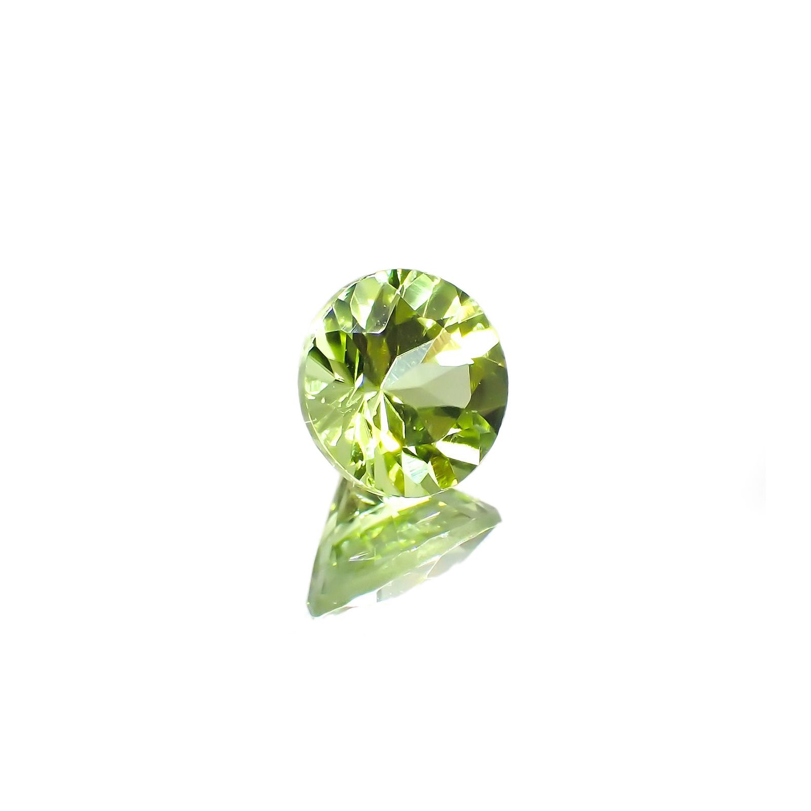 ペリドット(宝石名ペリドット) パキスタン産 1.13ct 識別済 [210913079]6.3×6.3mm前後