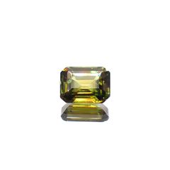 カラーチェンジスフェーン(宝石名スフェーン / カラーチェンジ・タイプ)パキスタン産 0.63ct 識別済[240627953]5.6x4.6mm前後