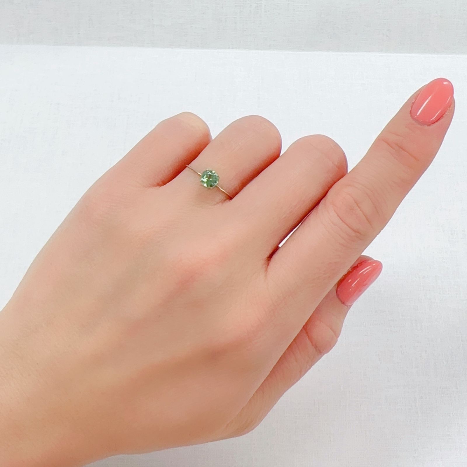グリーンカイヤナイト タンザニア産 0.60ct[230220572]5x4.9mm前後