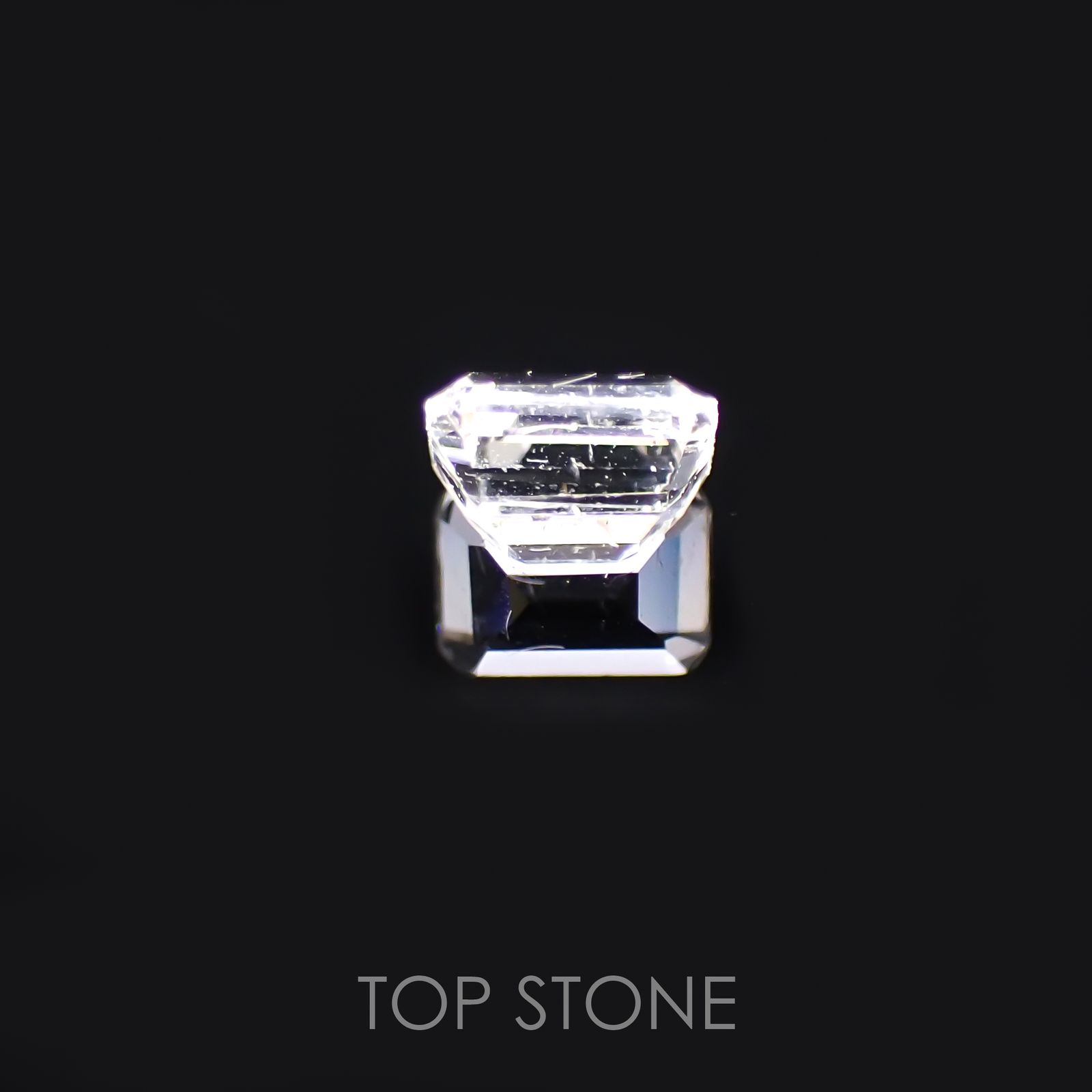 リューコガーネット ビルマ産 ルース 0.35ct[210510770]4.2×3.1mm前後