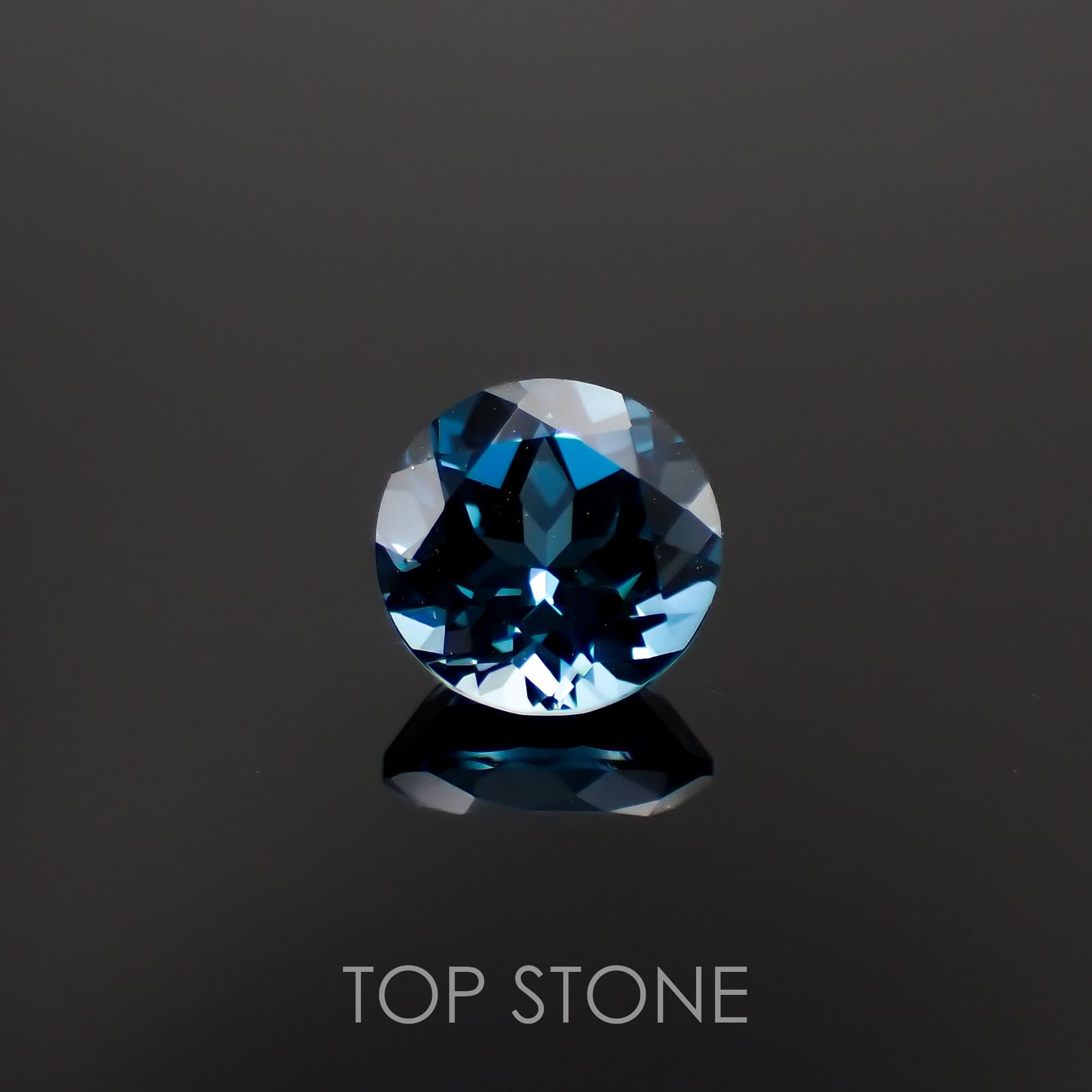 ロンドンブルートパーズ ブラジル産 1.62ct[221219301]7x7mm前後