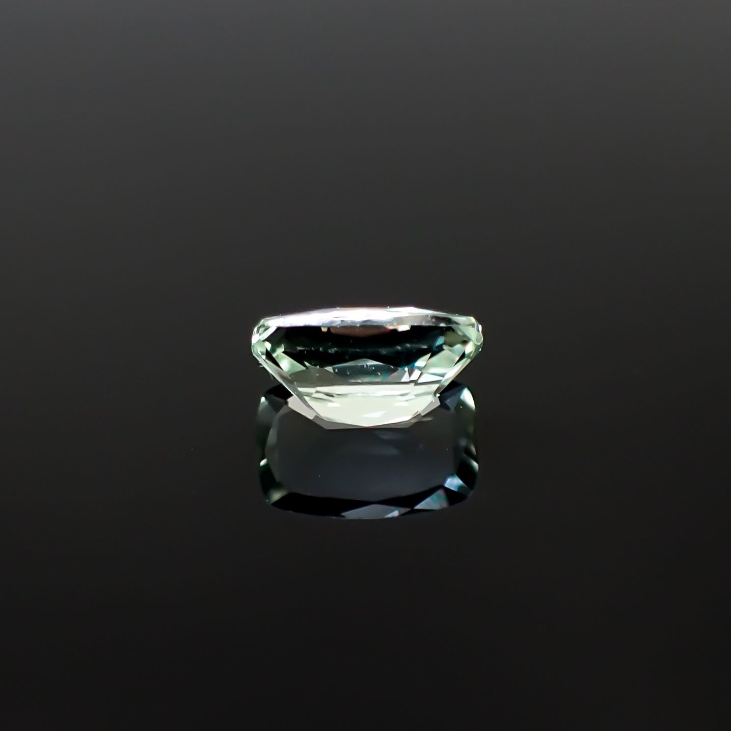 モンテブラサイト(宝石名モンテブラサイト)マダガスカル産 0.46ct 識別済[241229657]6x4mm前後