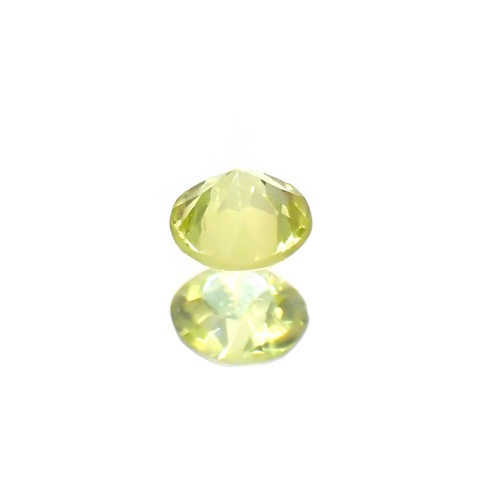 クリソベリル(宝石名クリソベリル)マダガスカル産 識別済 0.19ct / 3.3x3.3mm前後 [220114498]