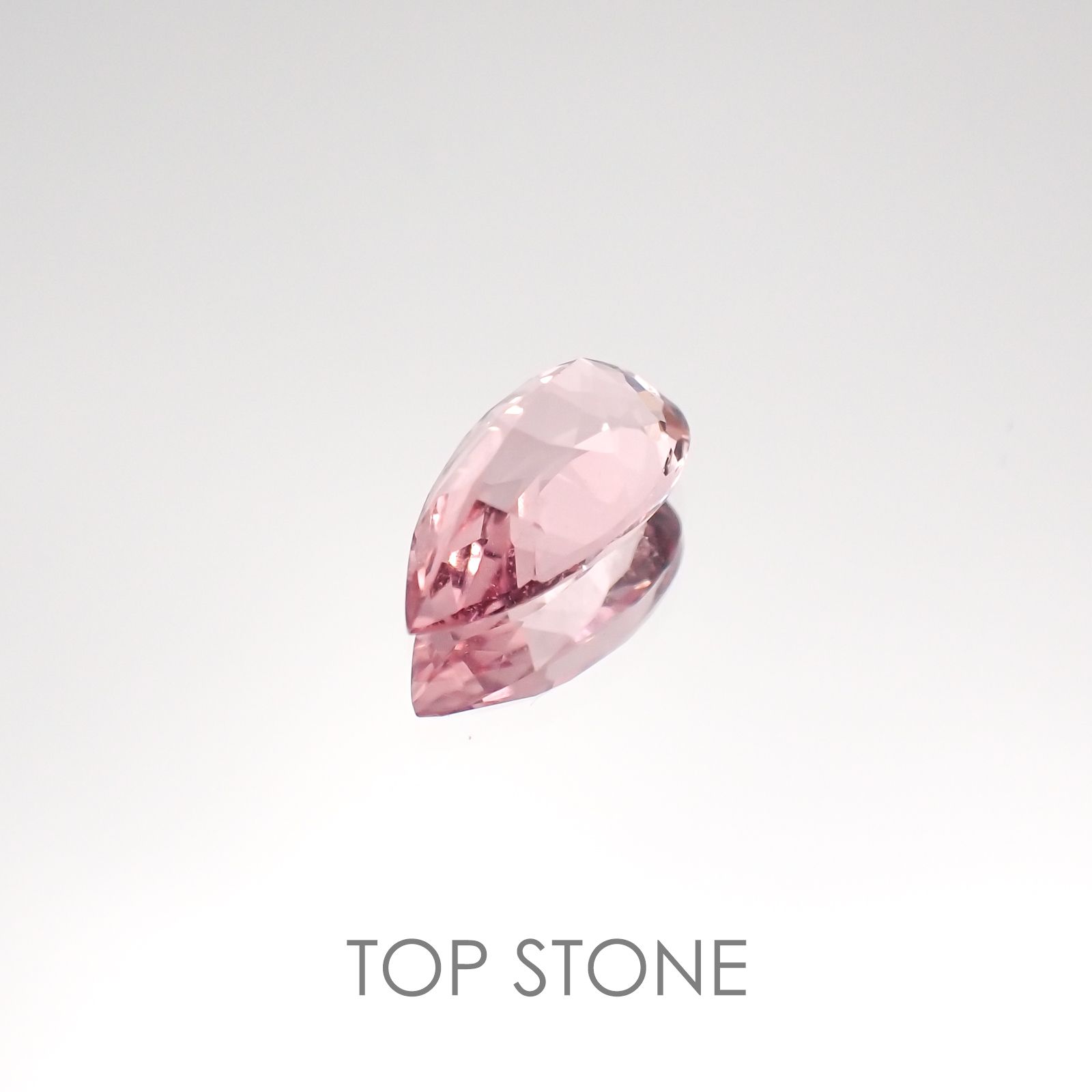 モルガナイト ナイジェリア産 ルース 1.15ct[20127416]10×5.3mm前後