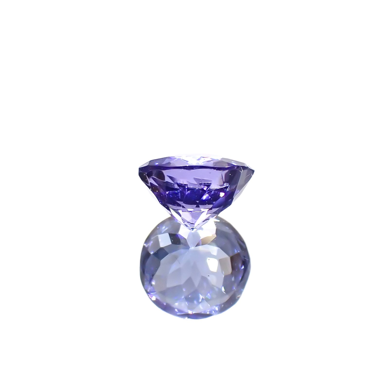 タンザナイト(宝石名タンザナイト)タンザニア産 0.82ct 識別済[240627885]5.9x5.9mm前後