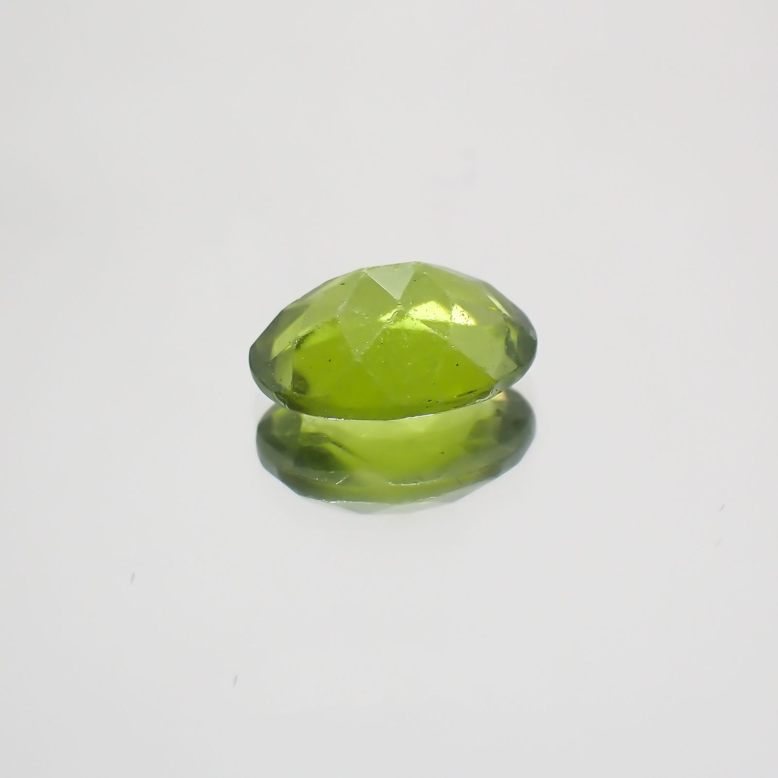 アイドクレース(宝石名アイドクレース) ケニア産 1.26ct 識別済[21039947]7.9×6mm前後
