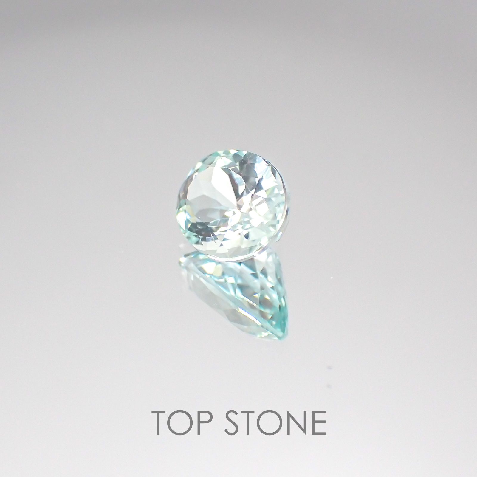 アンブリゴナイト/モンテブラサイト マダガスカル産 ルース 1.43ct[20207395]8.1×6.3mm前後