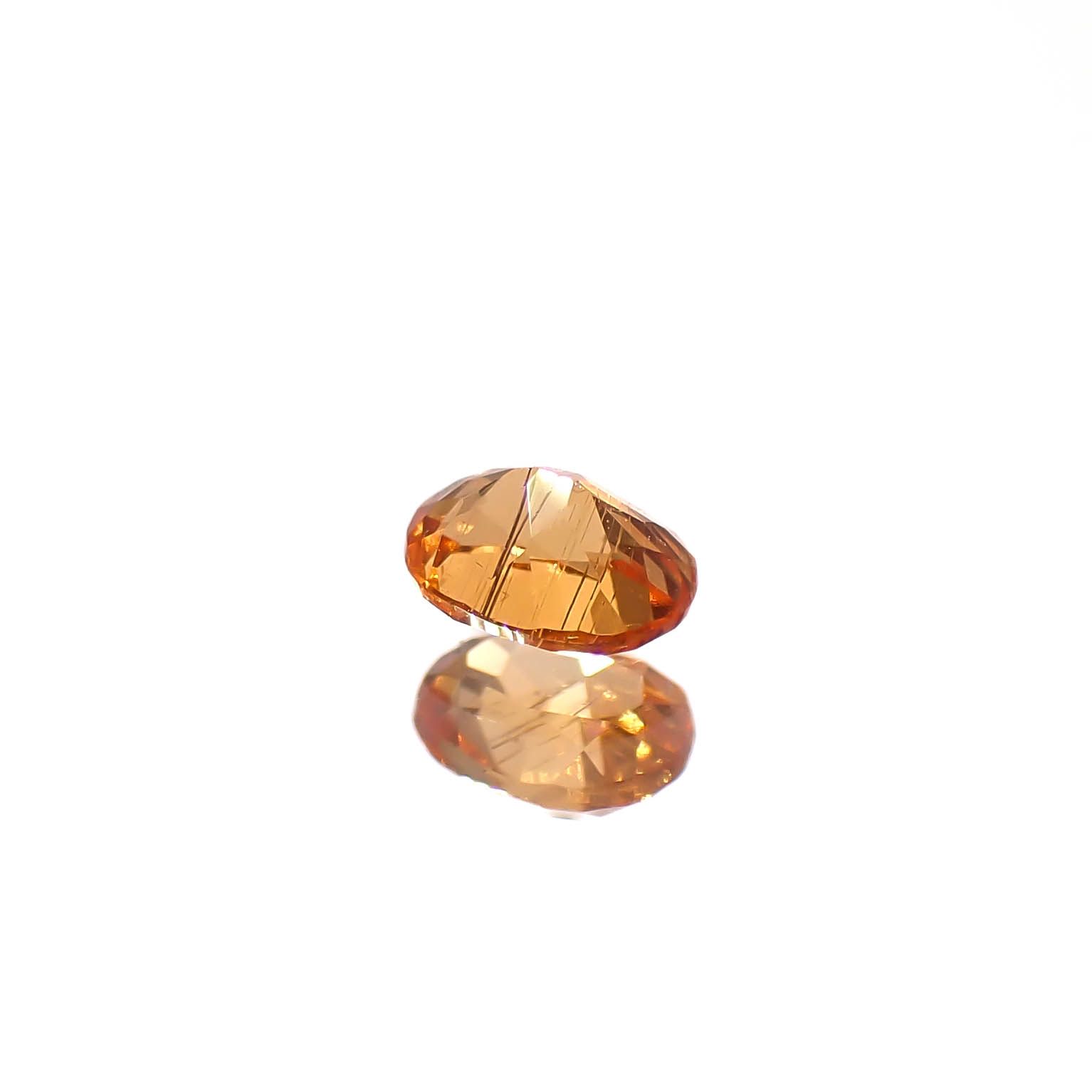 マンダリンガーネット マダガスカル産 0.19ct[240628226]3.5x2.7mm前後