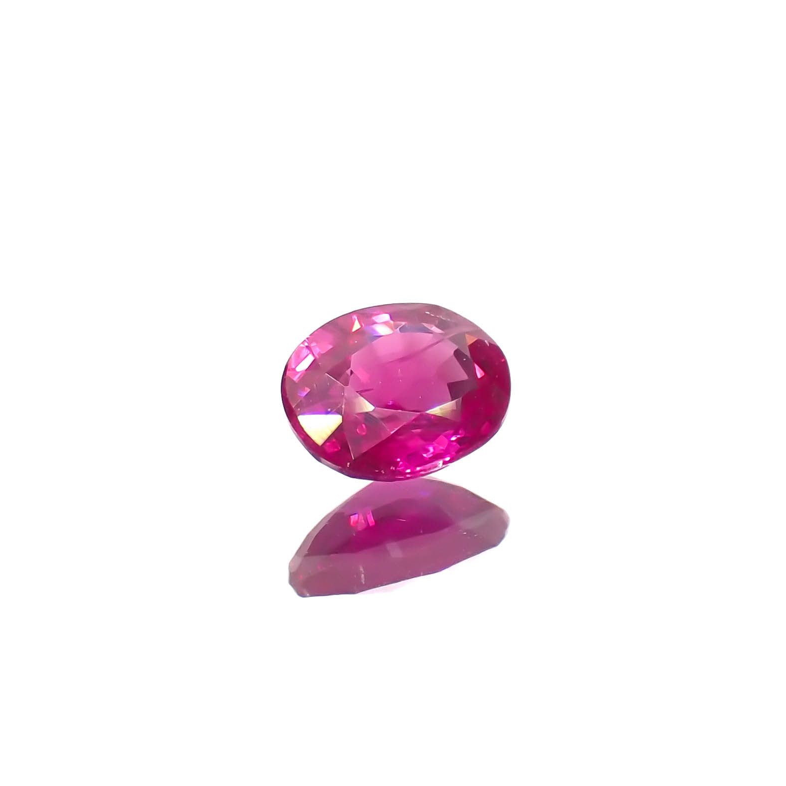 ルビー ビルマ産 0.38ct[230622345]4.8x3.8mm前後
