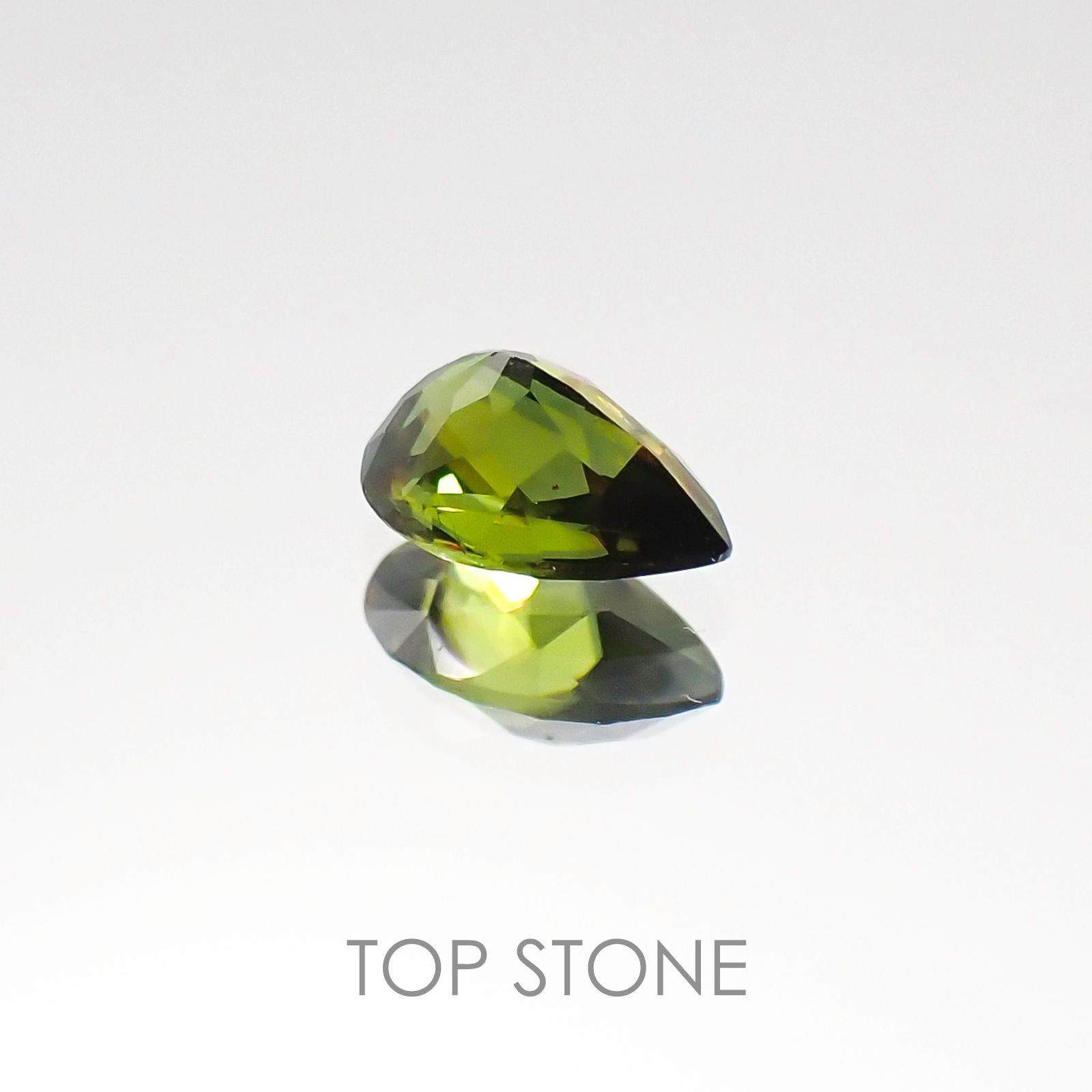 スフェーン パキスタン産 ルース 0.3ct[20107043]5.2×3.3mm前後