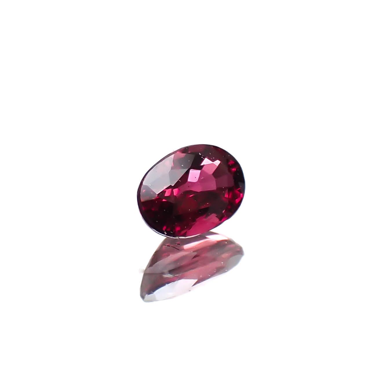 ルビー ビルマ/モザンビーク産 0.15ct [250630507]3.7x2.5mm前後