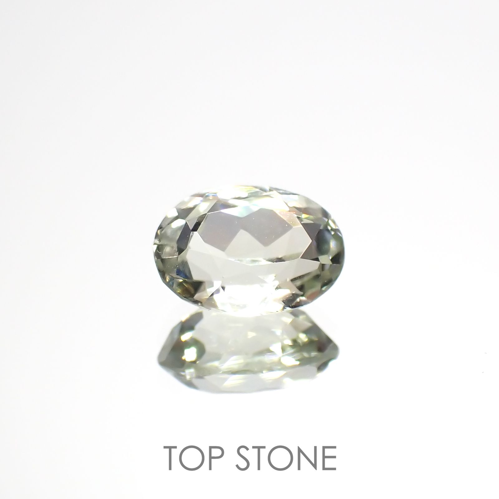 シリマナイト(宝石名シリマナイト)インド産 1.39ct 識別済[221018461]8.1x6mm前後