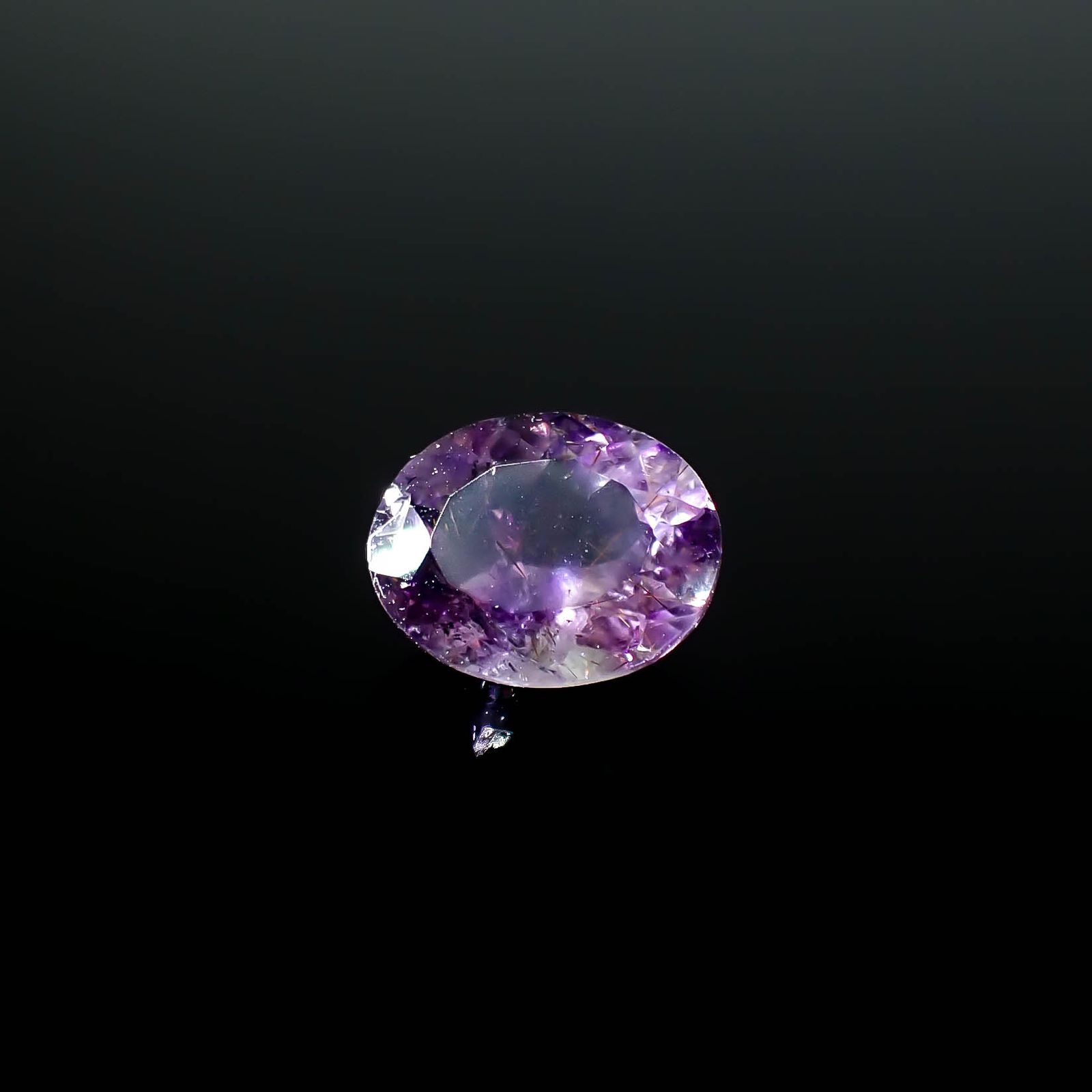 アメジストエレスチャル ブラジル産 2.12ct [250730854]9.7x7.7mm前後