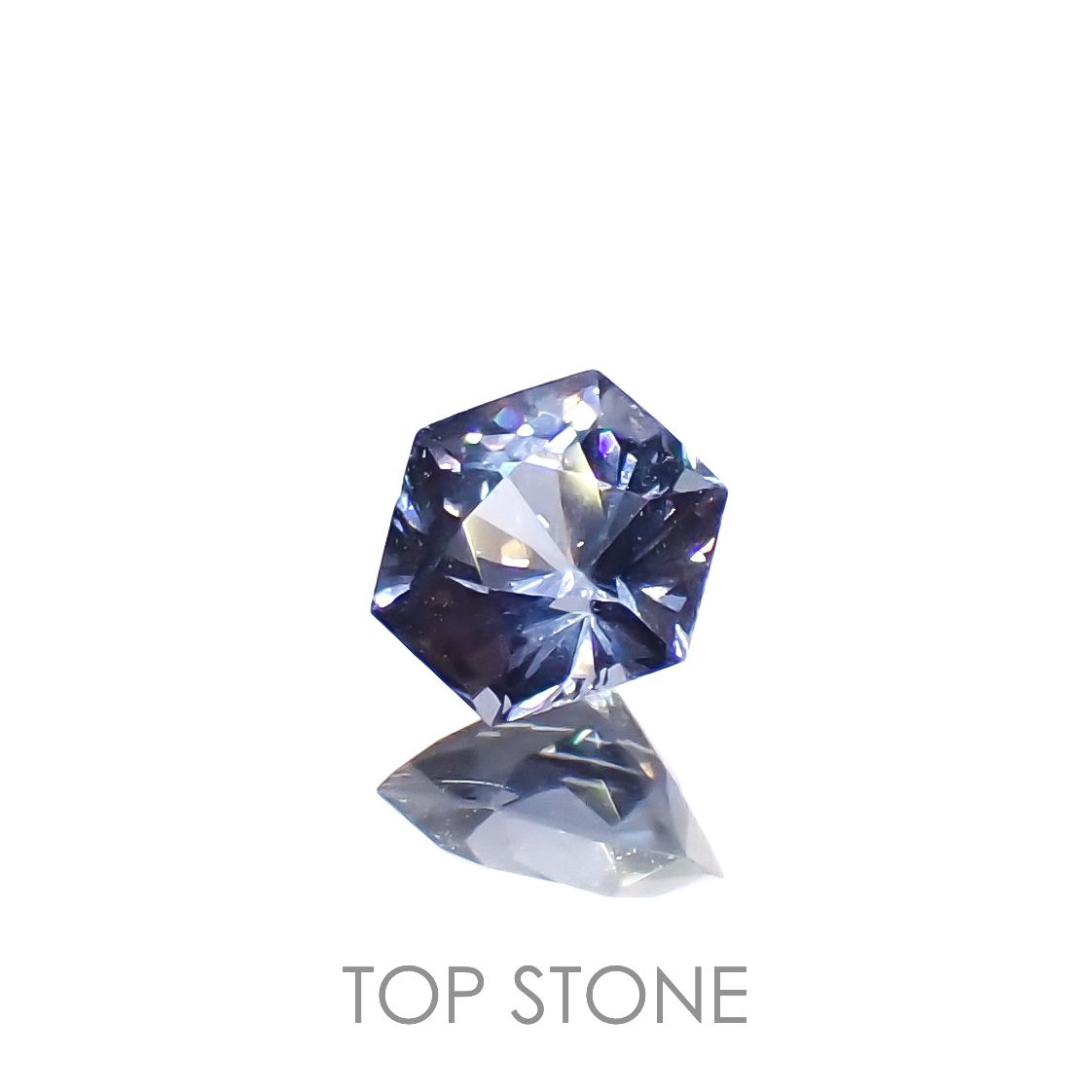◇ヘキサゴンカット◇バイオレットスピネル(宝石名スピネル)ビルマ/マダガスカル産 0.38ct 識別済[230220662]4.2x4.1mm前後