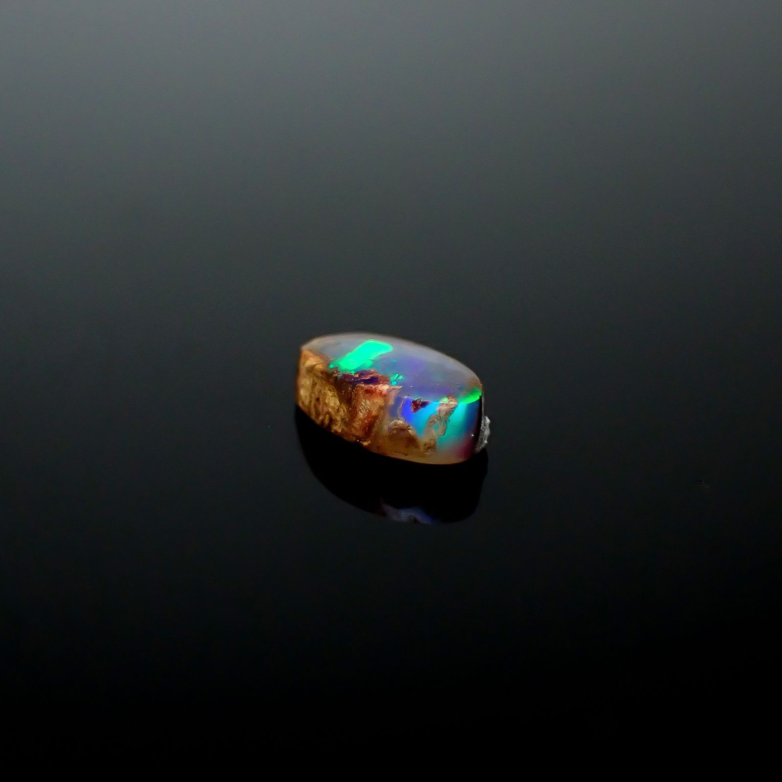 ウッドオパール オーストラリア産 0.20ct / 5.1x3mm前後 [251131301]