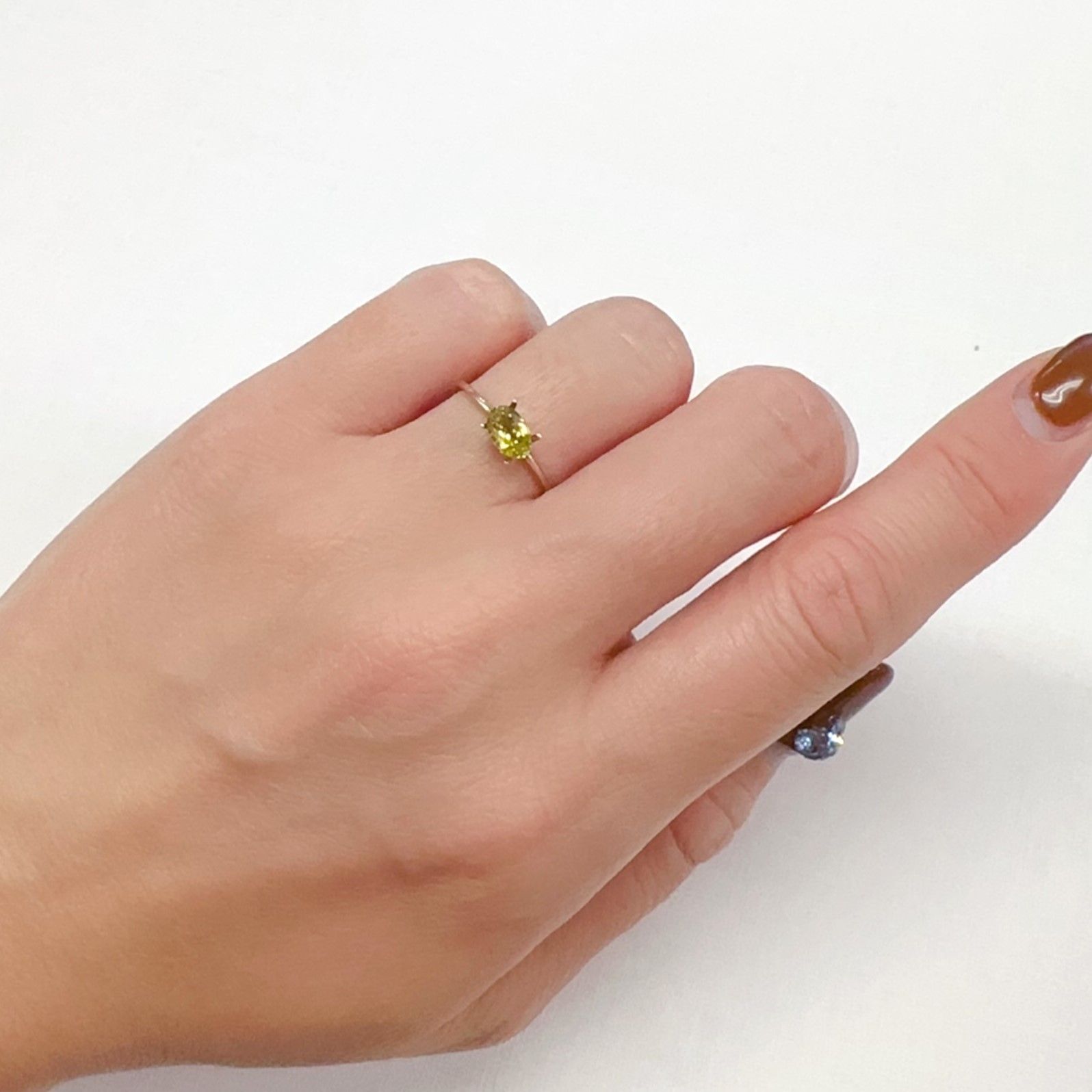 マリガーネット(宝石名グロッシュラー アンドラダイト・ガーネット)マリ共和国産 0.64ct 識別済[231124328]6.3x4.1mm前後