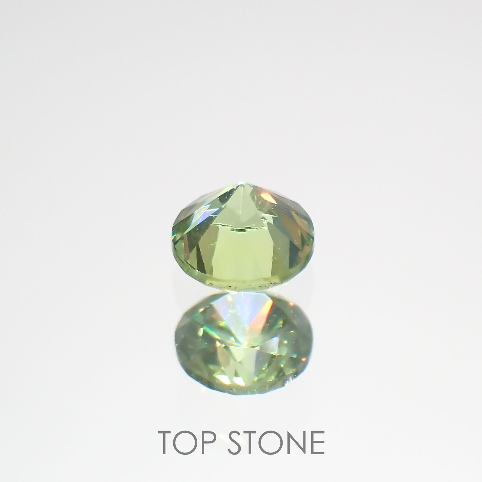 デマントイドガーネット(宝石名デマントイド・ガーネット)ロシア産 0.17ct 識別済[220616479]3.1x3.1mm前後
