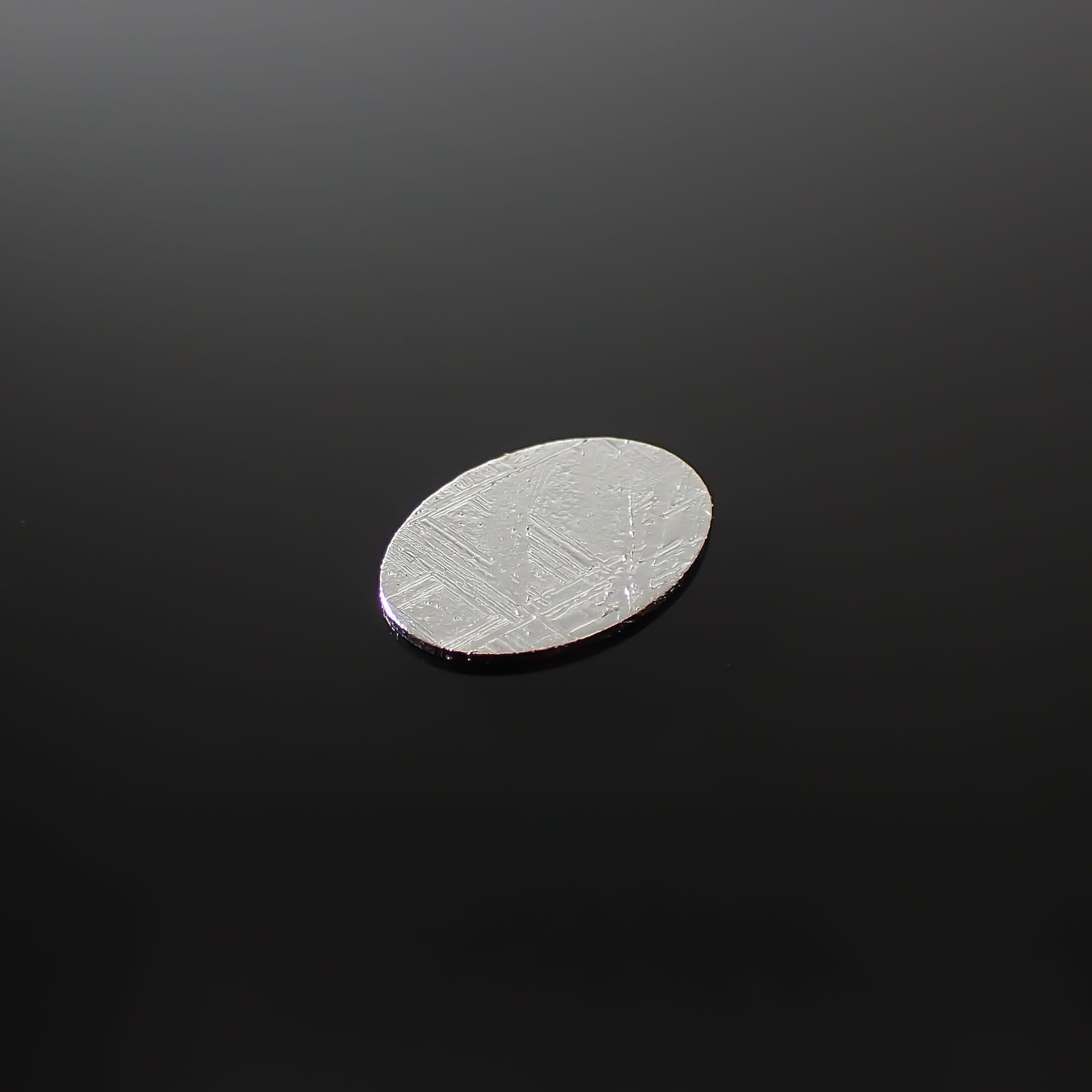 アルタイ隕石 発見地:中国 2.36ct[240125687]13.9x9.9mm前後