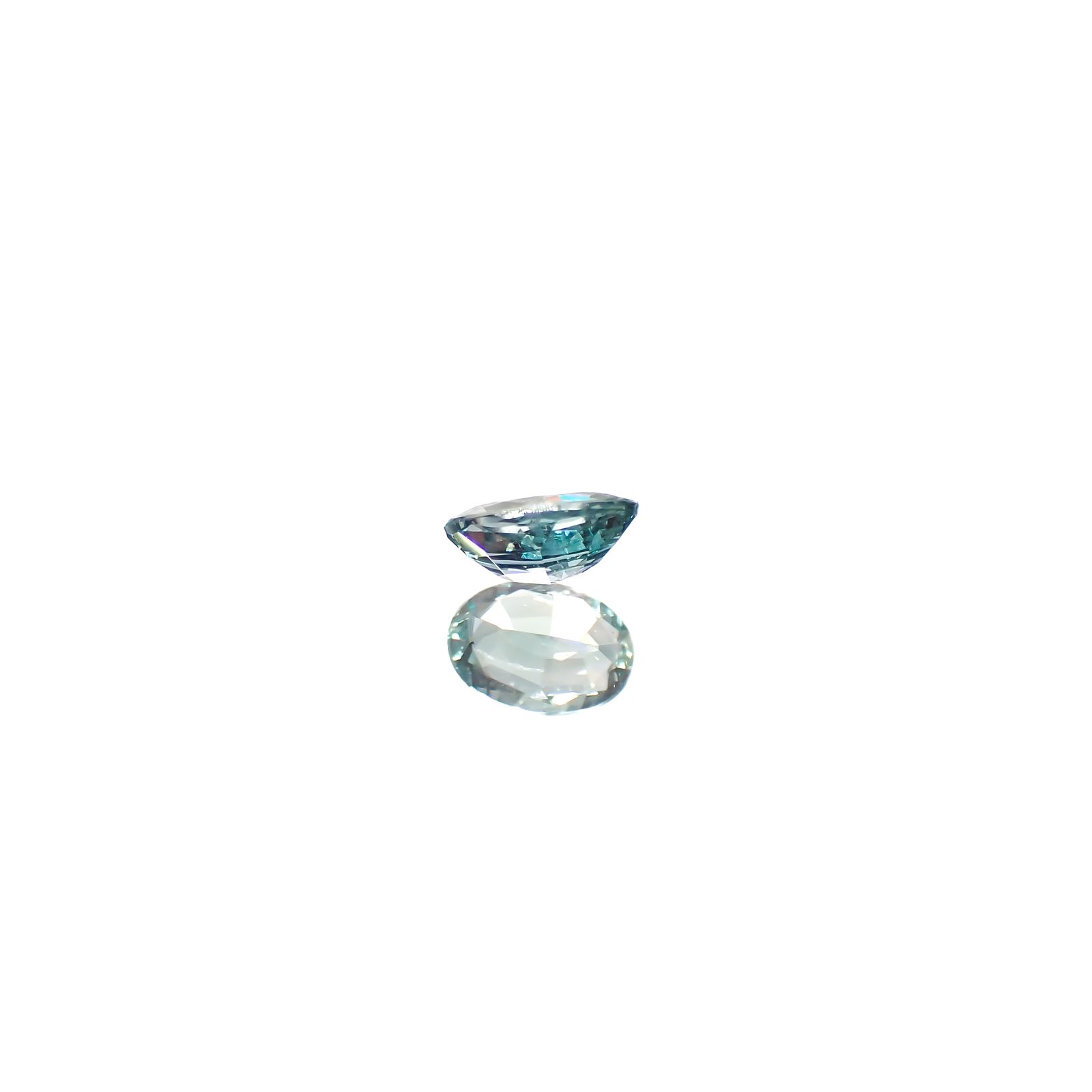 アレキサンドライト ブラジル産/EmeraldMains社製 0.11ct[240527587]3.6x2.6mm前後